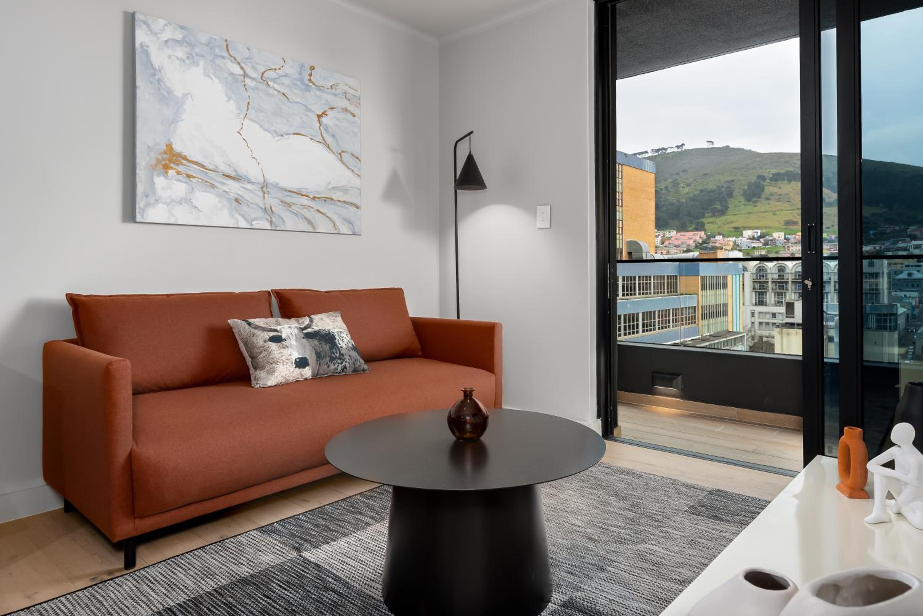 Superior Studio with Balcony - Photo 18