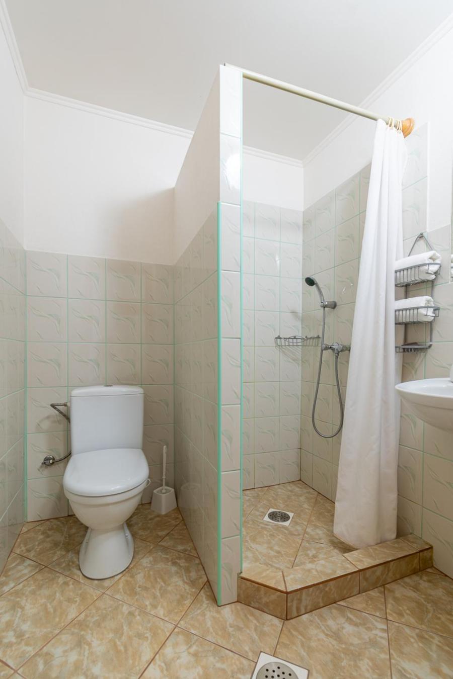Double or Twin Room with Bathroom photo 3