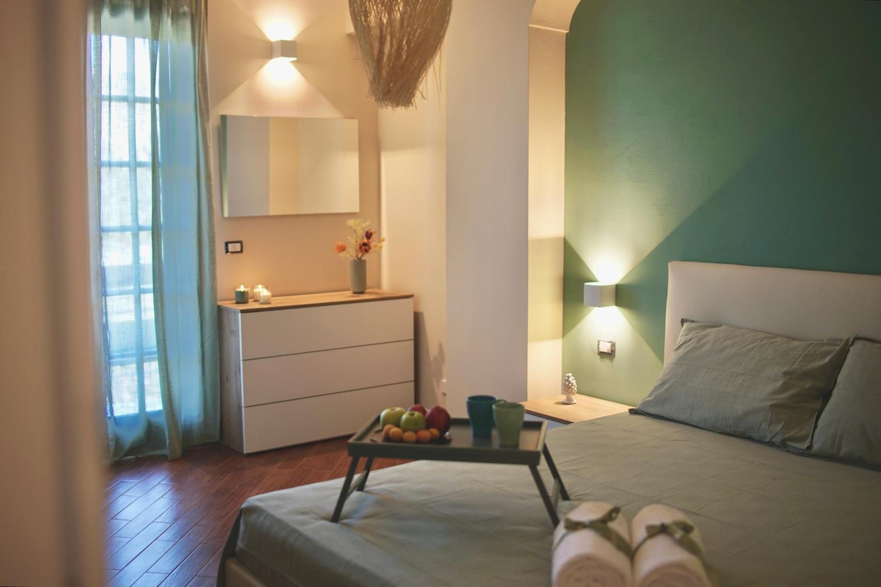 One-Bedroom Apartment with Sea View
