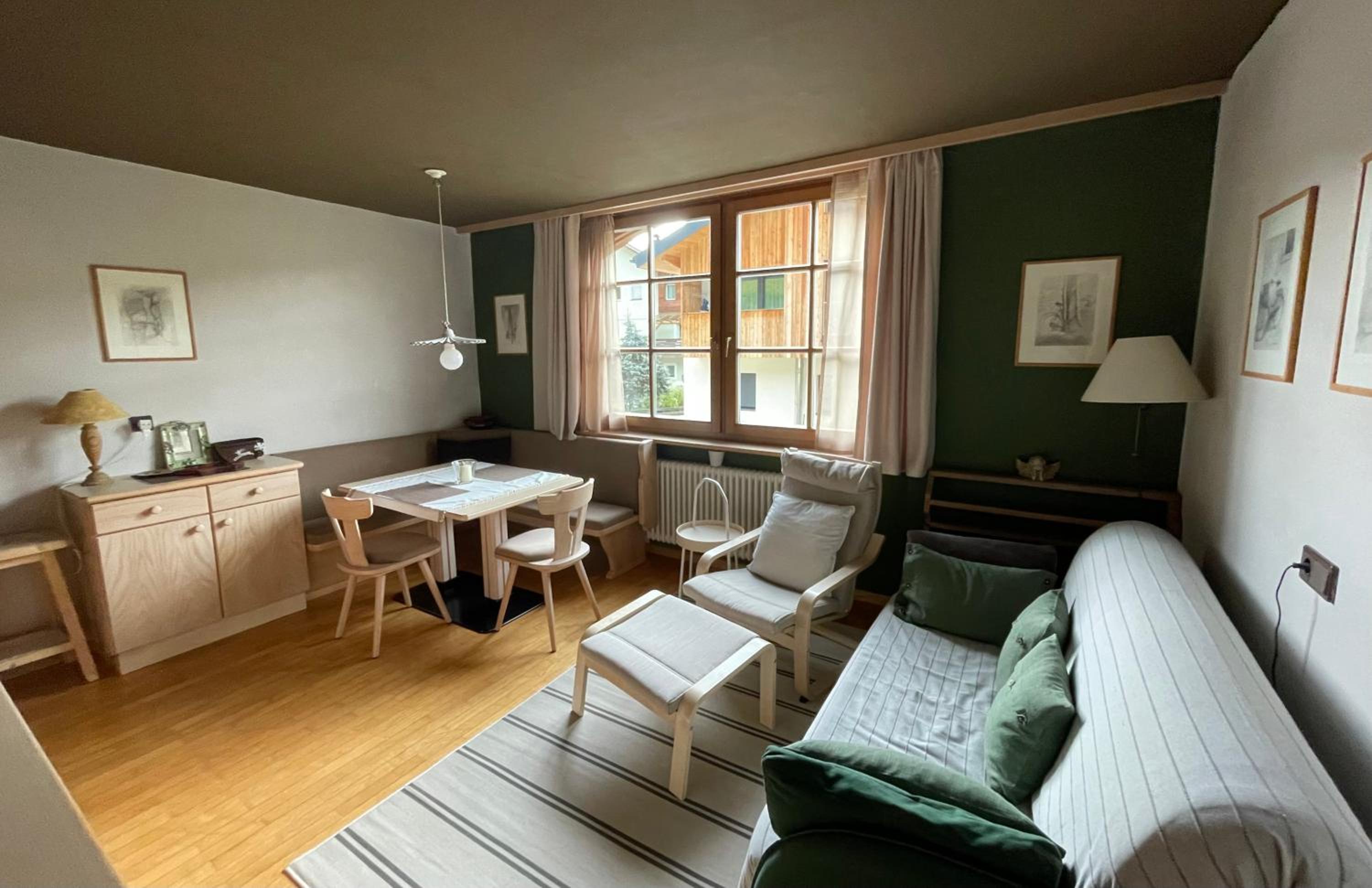 One-Bedroom Apartment with Garden View