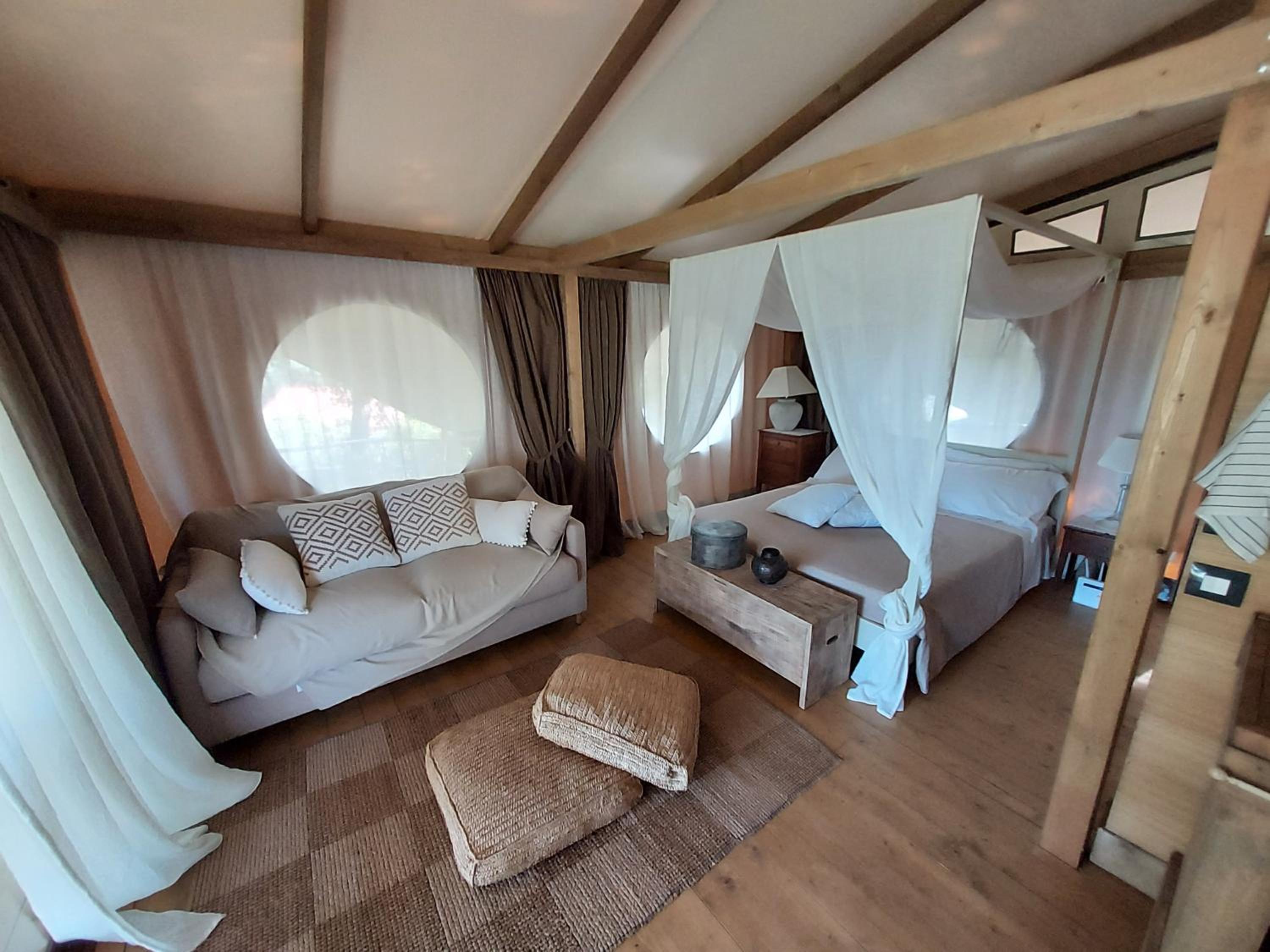 Tent photo 1