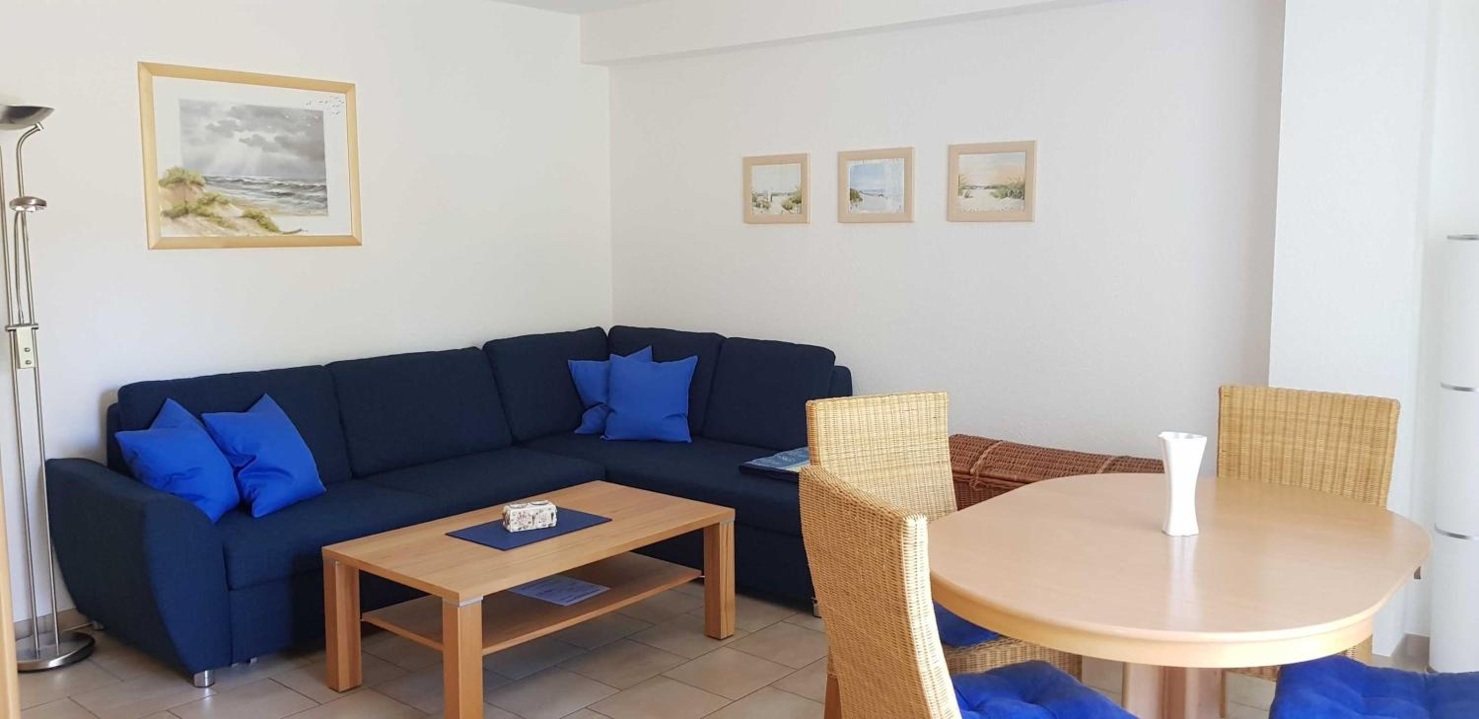 One-Bedroom Apartment with Terrace photo 1