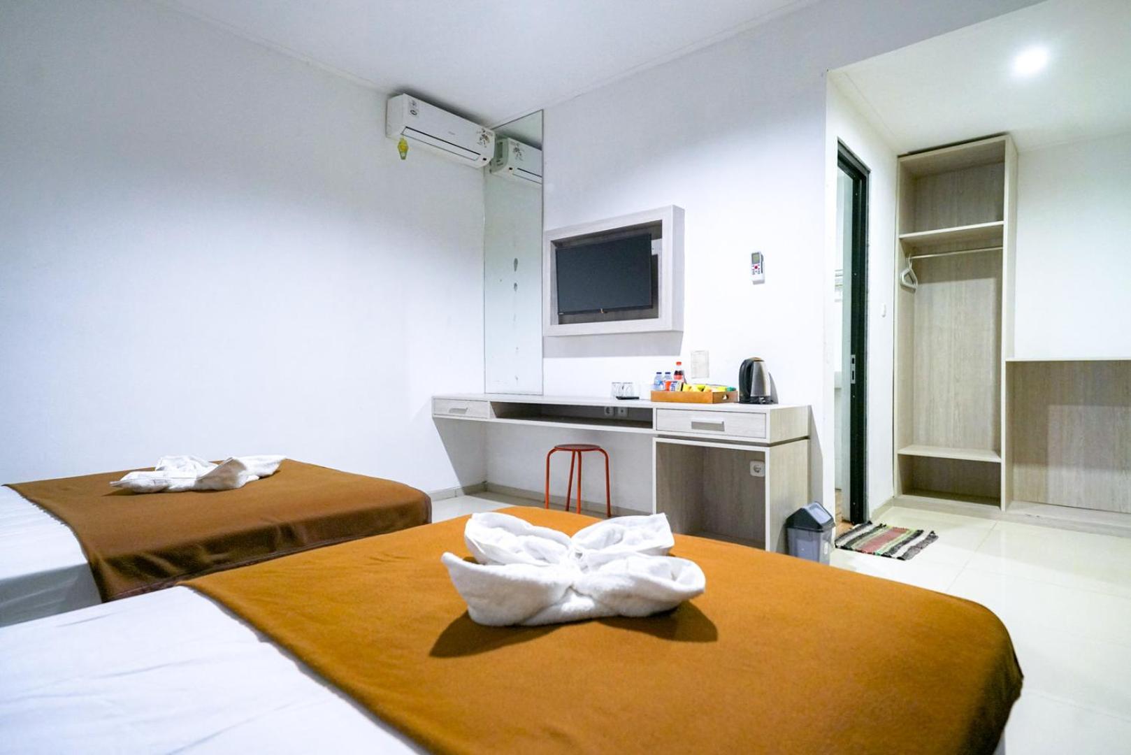 Superior Twin Room photo 3