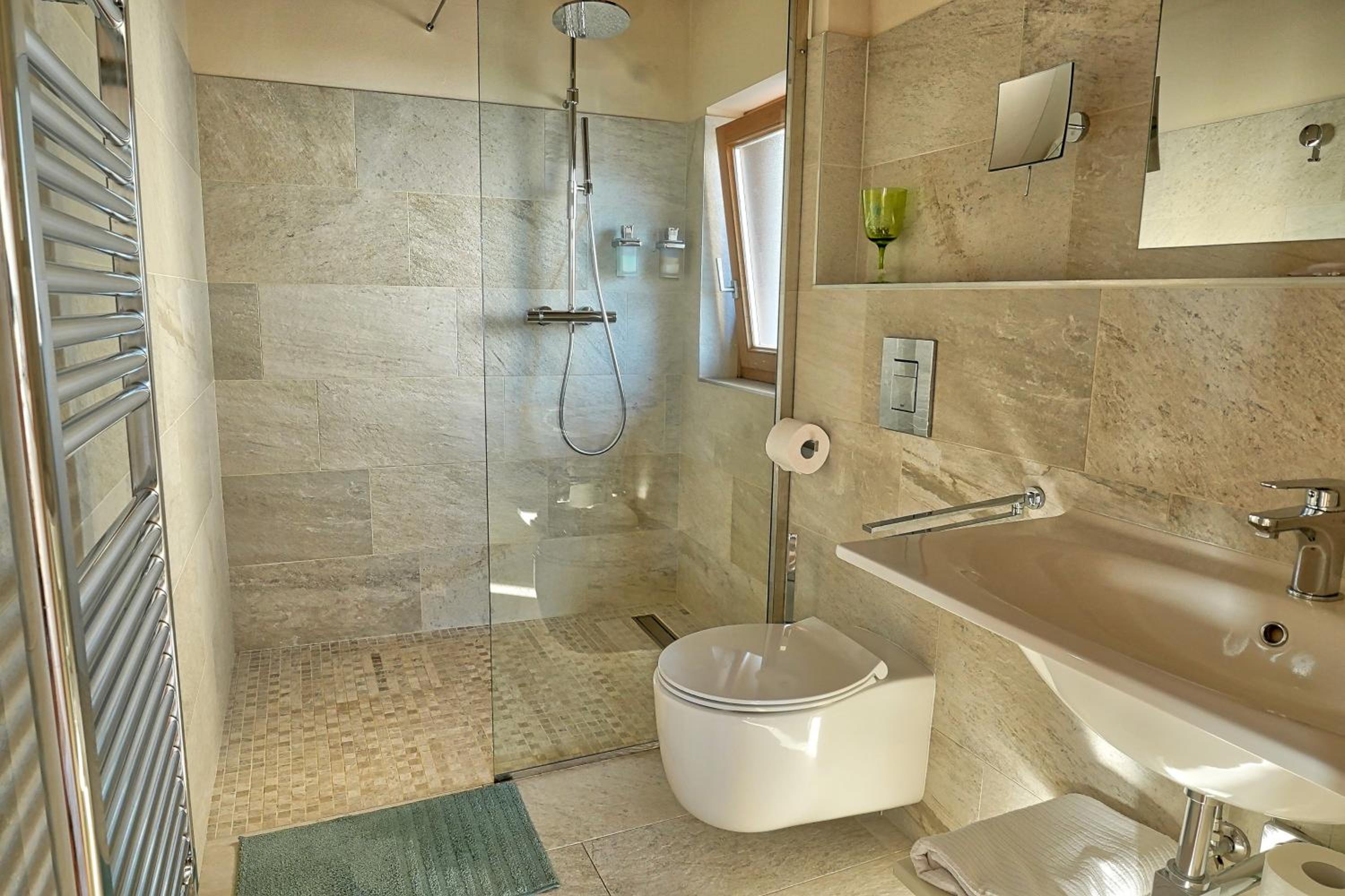 Penthouse Apartment - Photo 6