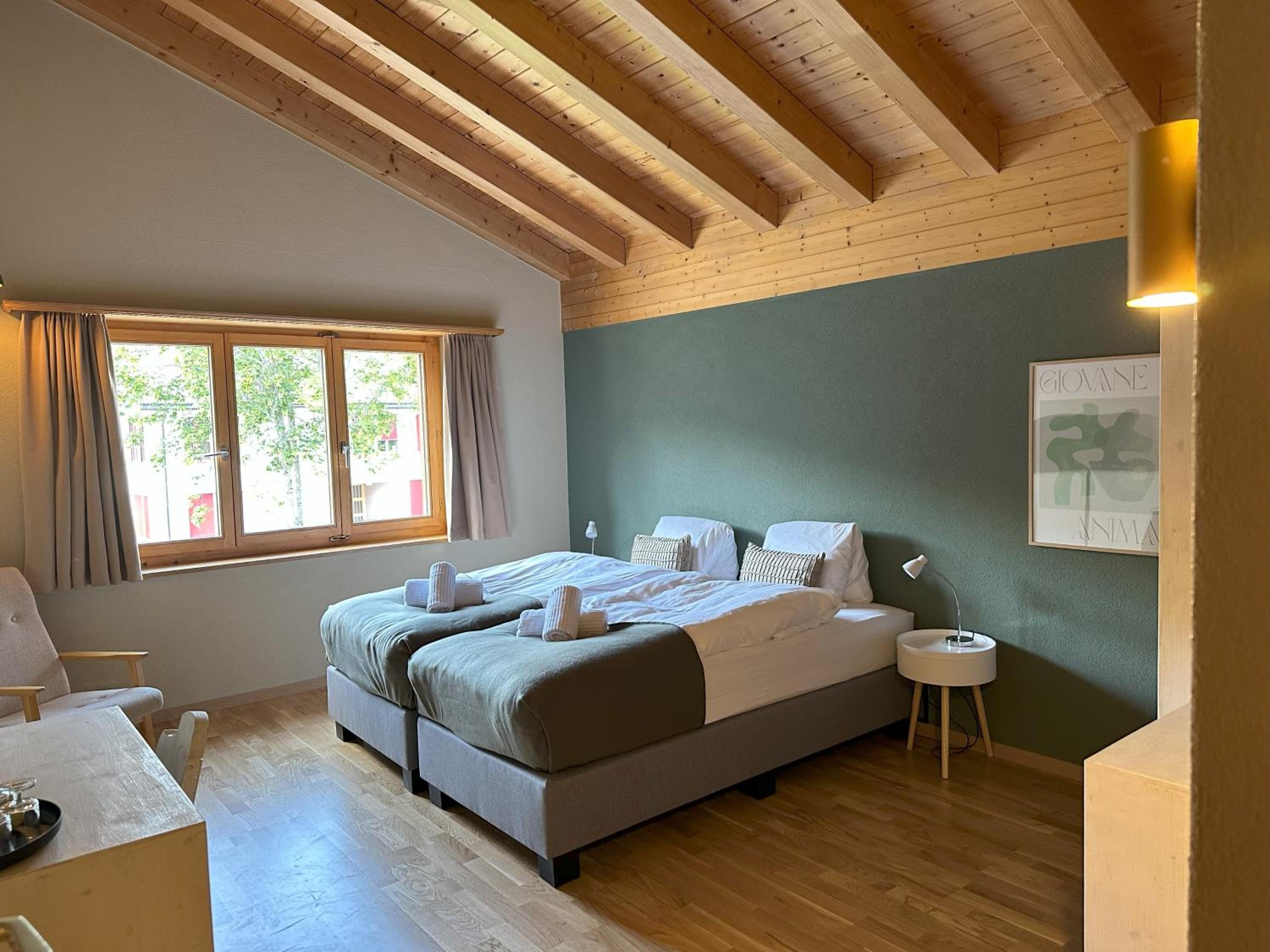 Large Double Room photo 2