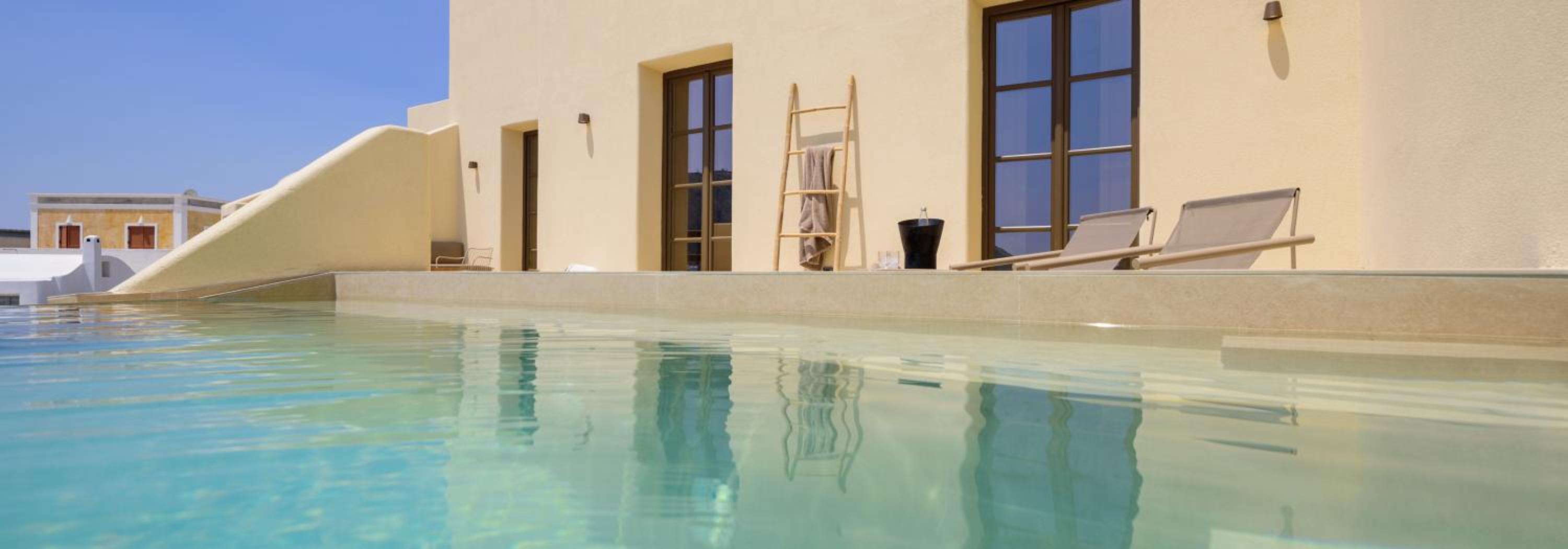  Senior Suite with Heated Pool and Sea View - Photo 20