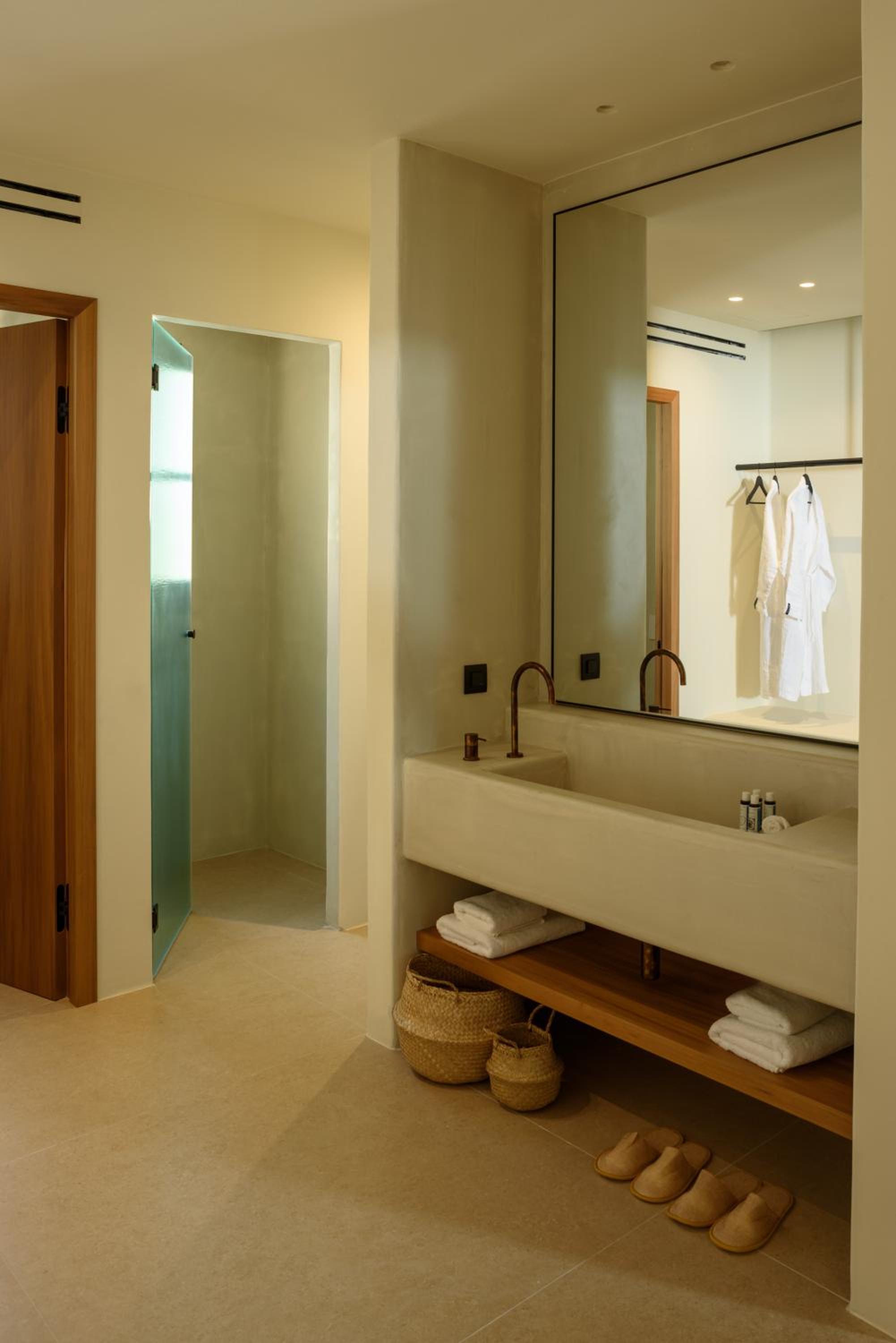  Senior Suite with Heated Pool and Sea View - Photo 36