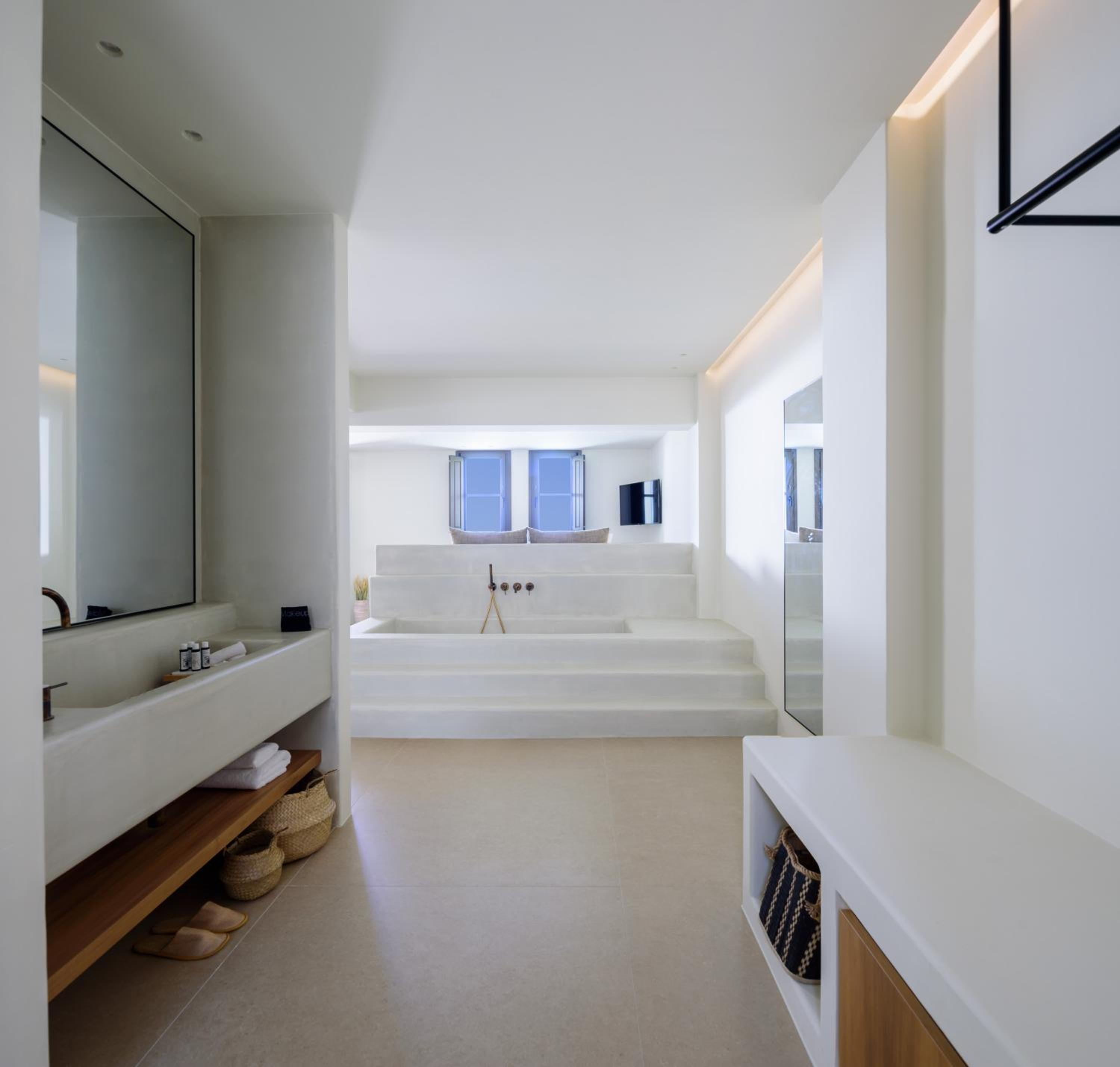  Senior Suite with Heated Pool and Sea View - Photo 15