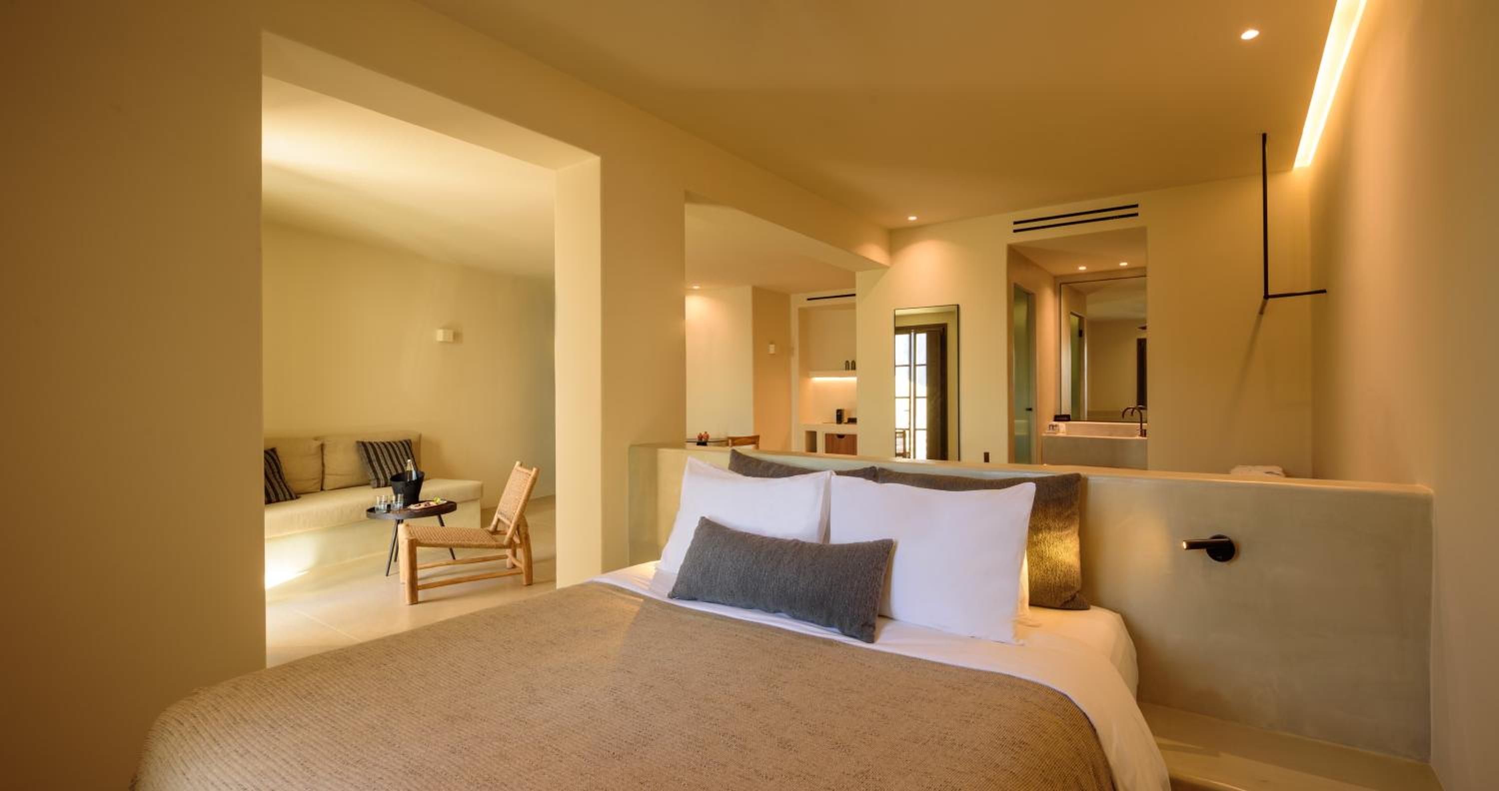  Senior Suite with Heated Pool and Sea View - Photo 13