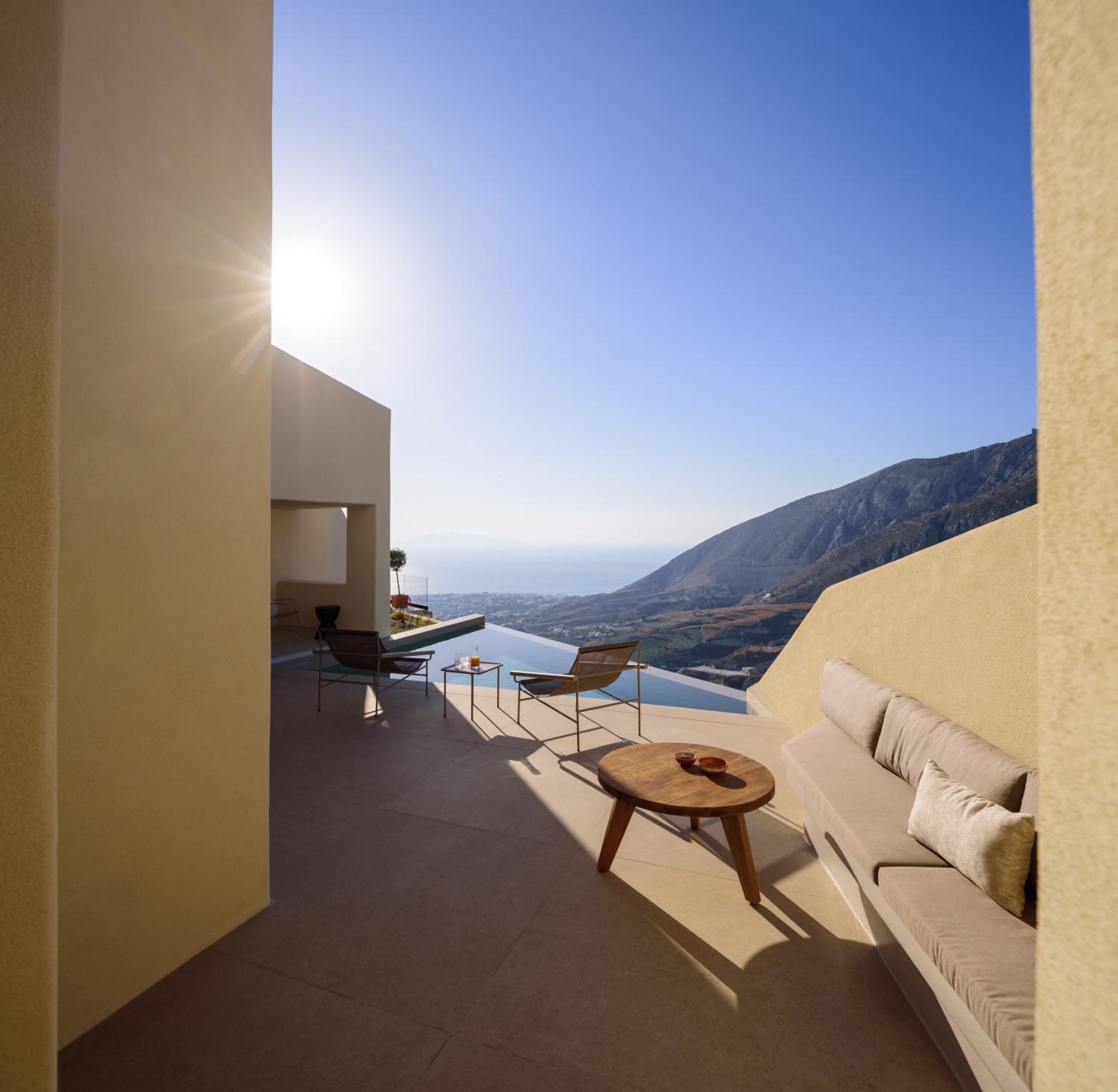  Senior Suite with Heated Pool and Sea View - Photo 19