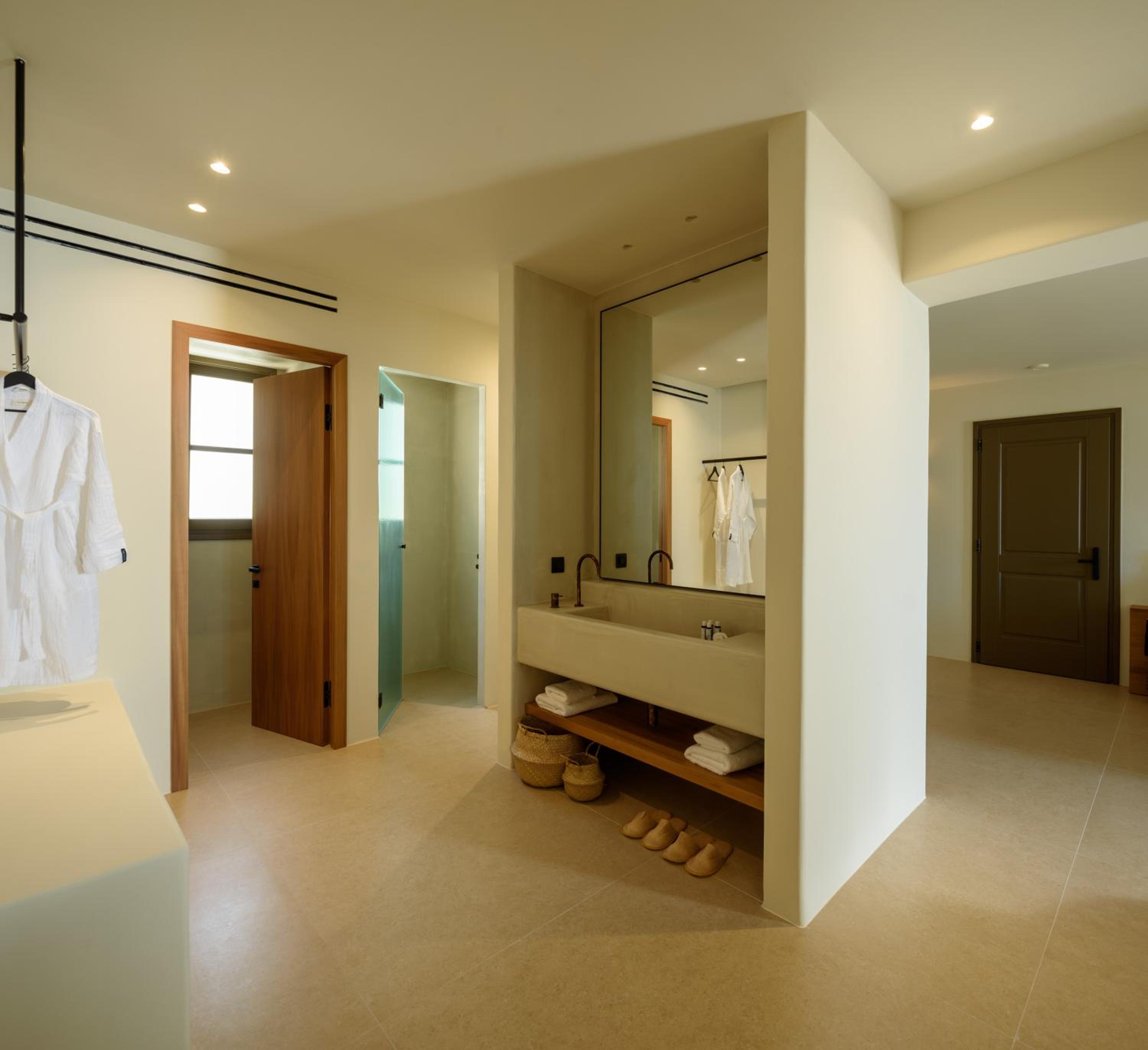  Senior Suite with Heated Pool and Sea View - Photo 21