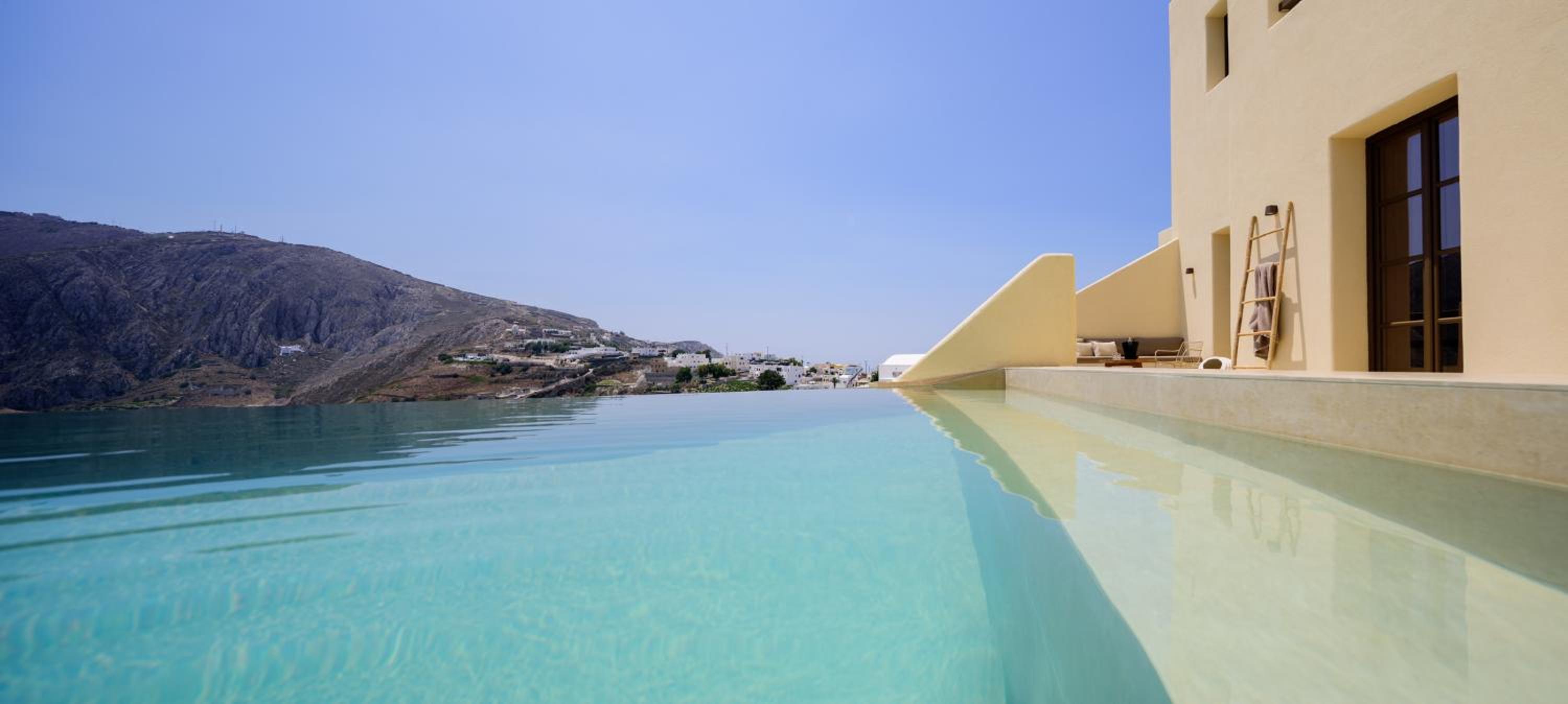  Senior Suite with Heated Pool and Sea View - Photo 22