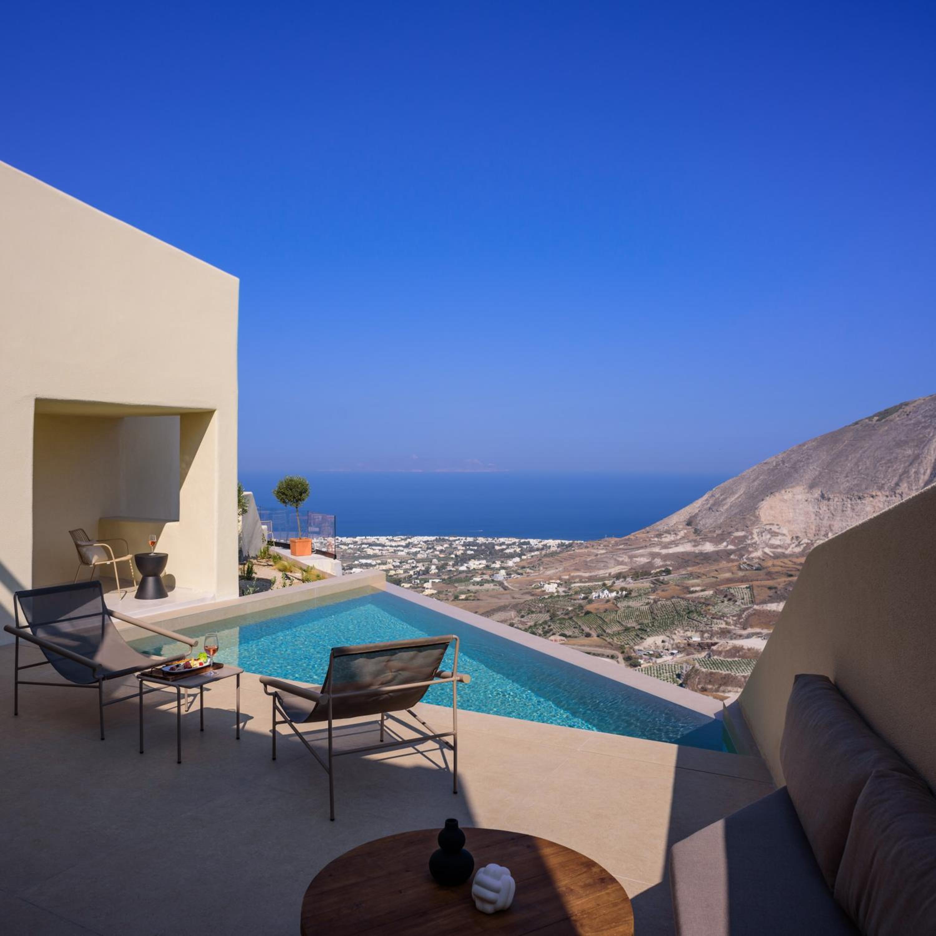  Senior Suite with Heated Pool and Sea View - Photo 25