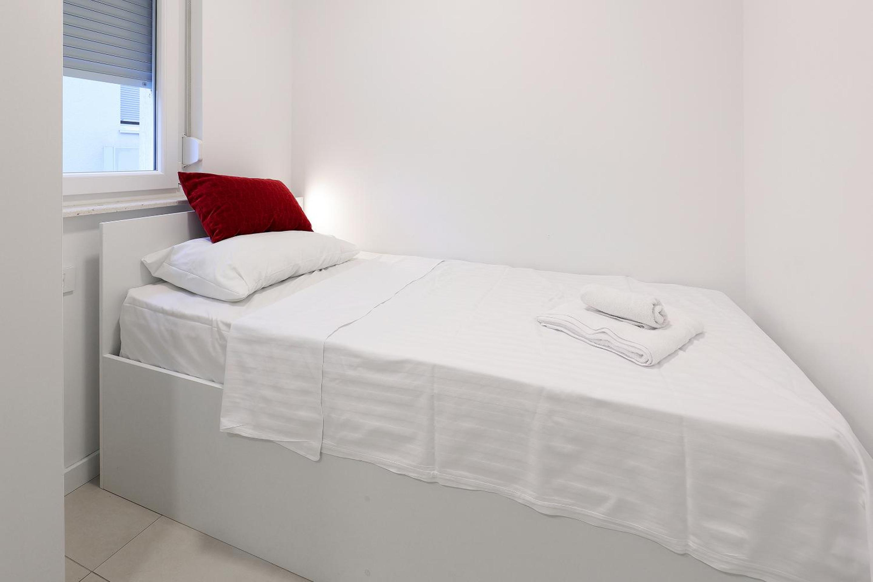 Apartment with Balcony photo 1