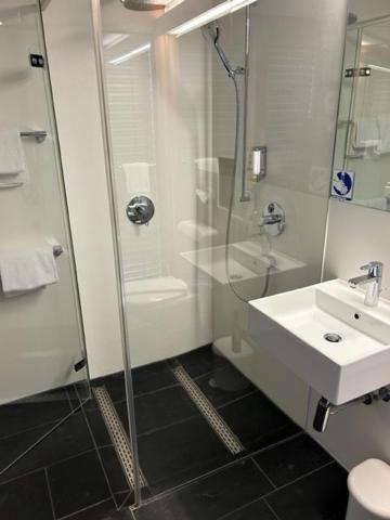 Classic Double or Twin Room - Photo 7