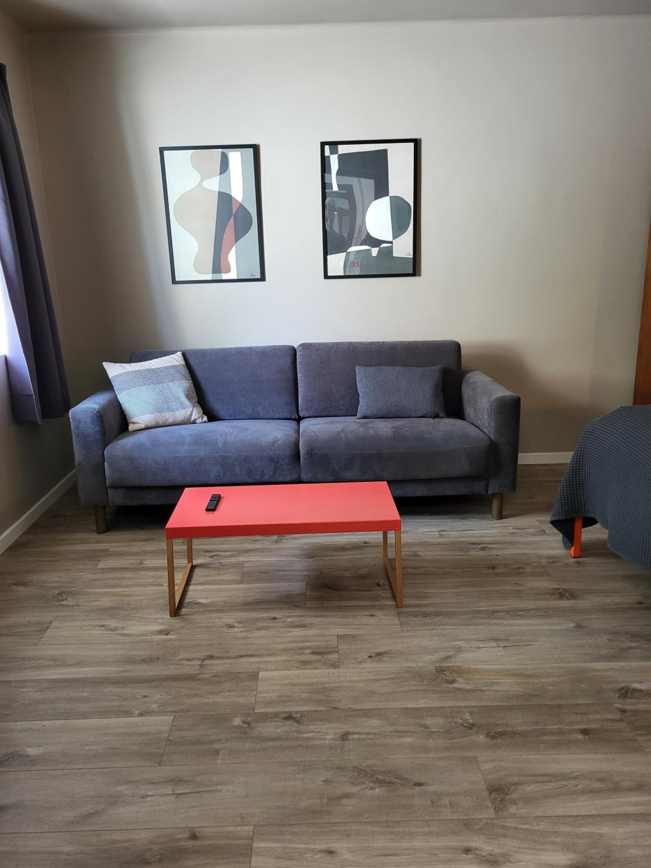 Apartment with Balcony photo 2