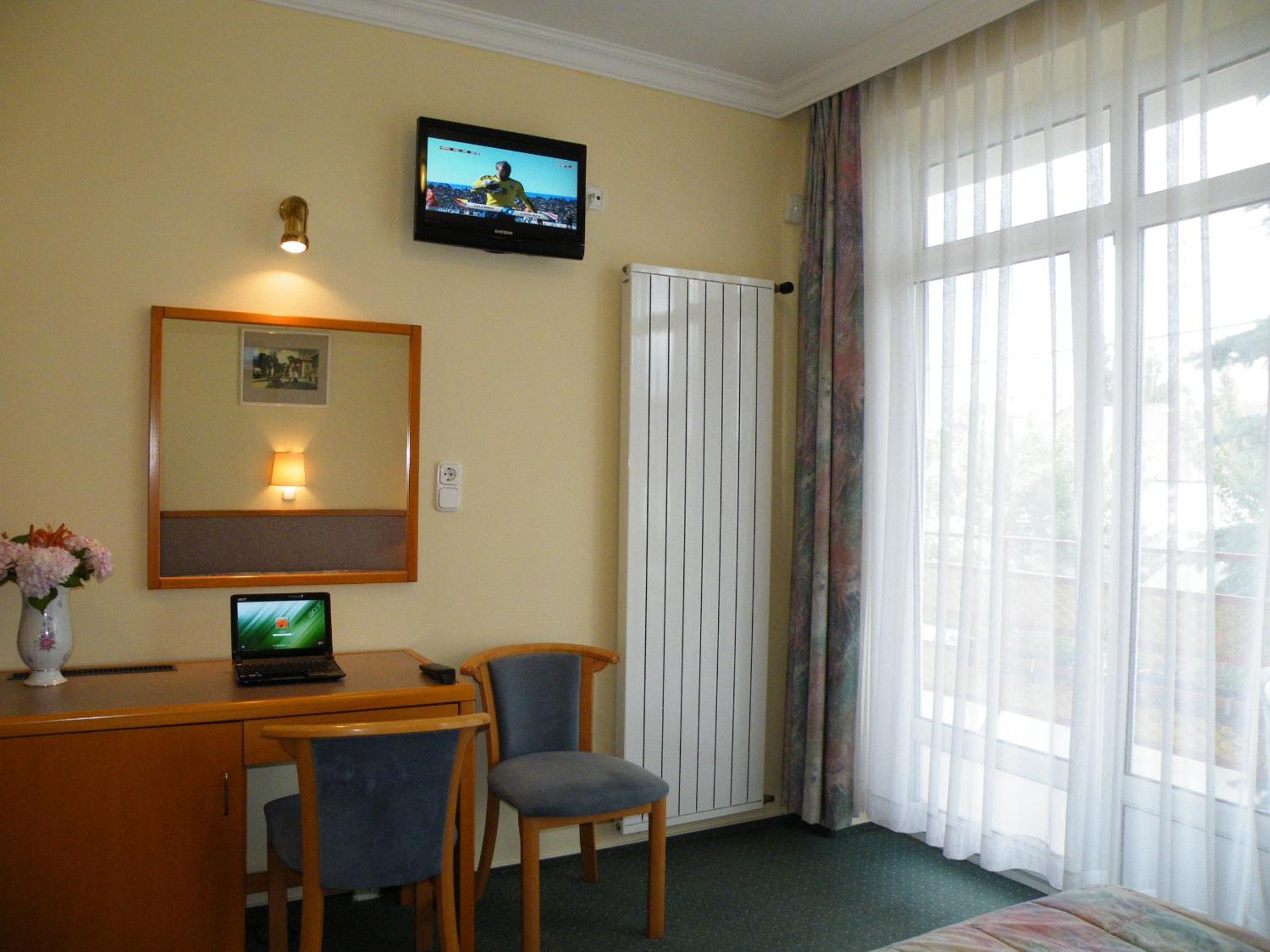 Apartment (3 Adults) photo 1