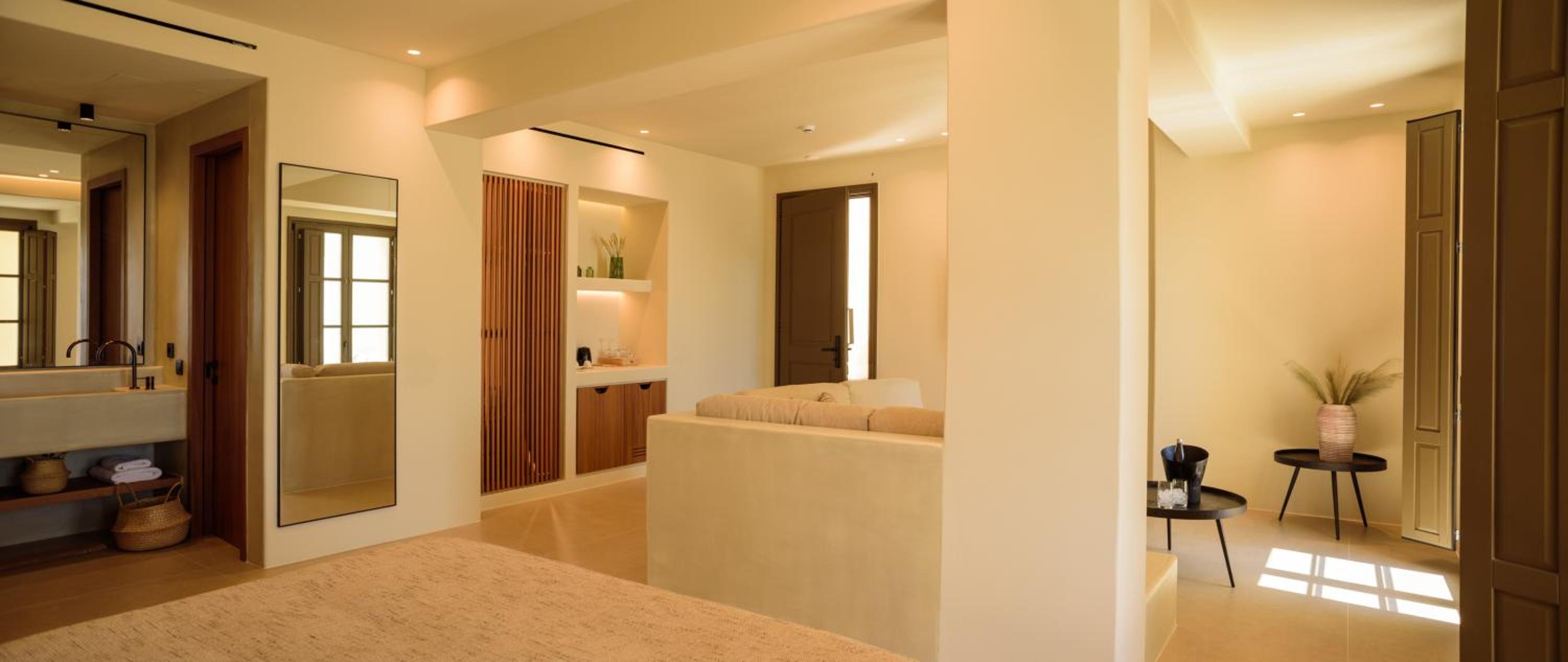  Superior Suite with Heated Pool and Sea View - Photo 17