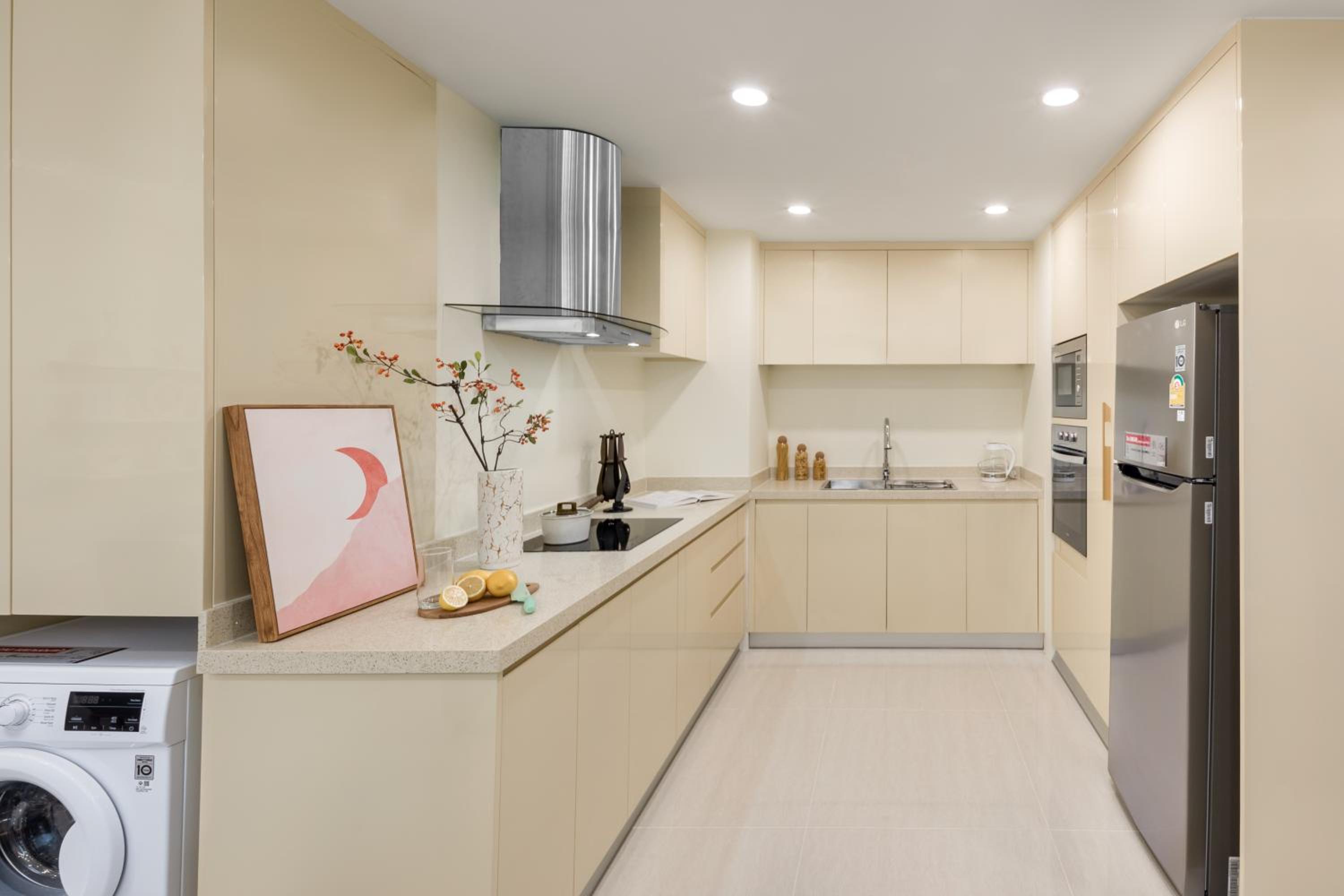 Premier Two Bedrooms - Photo 11