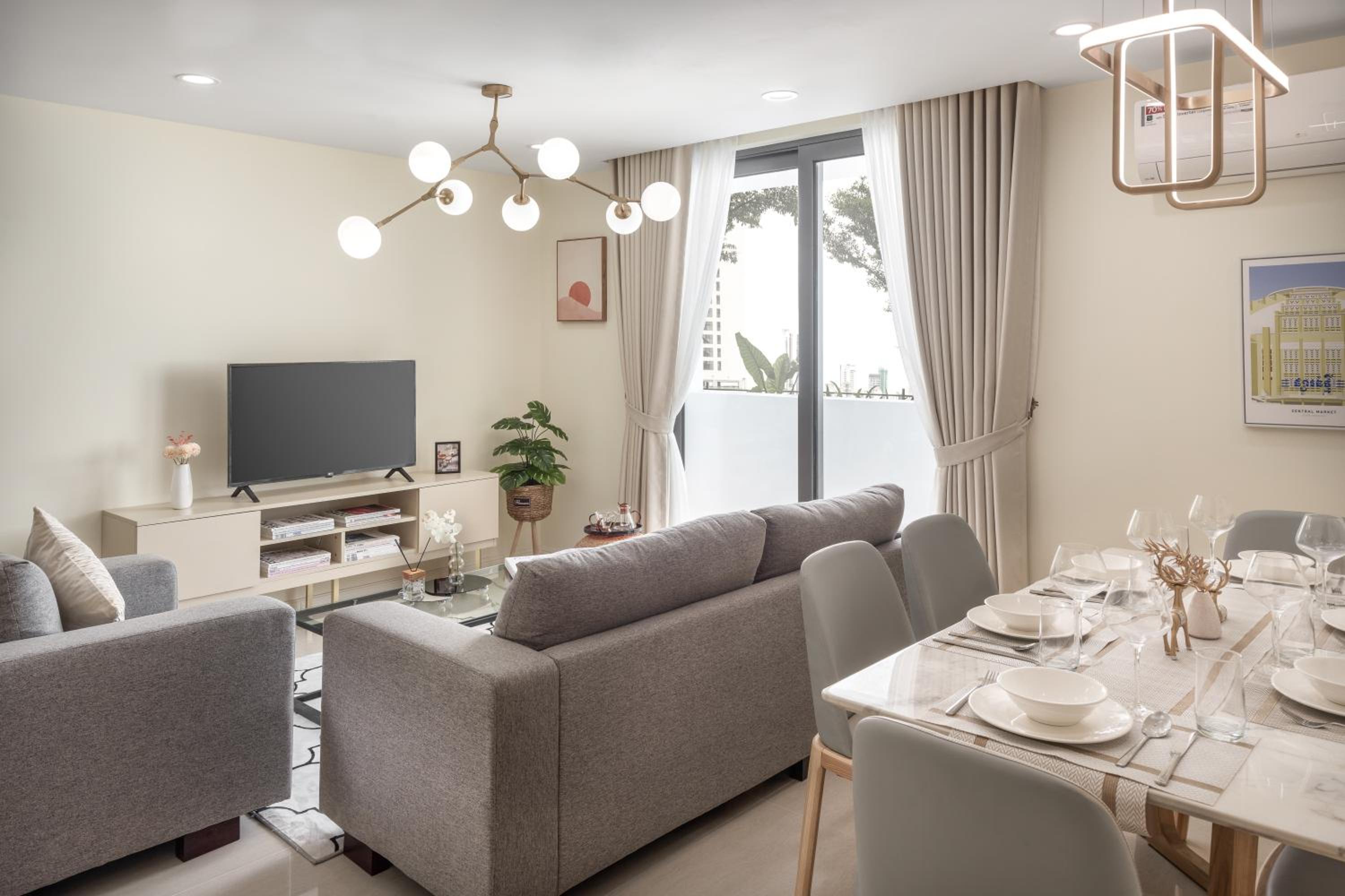 Premier Two Bedrooms - Photo 10