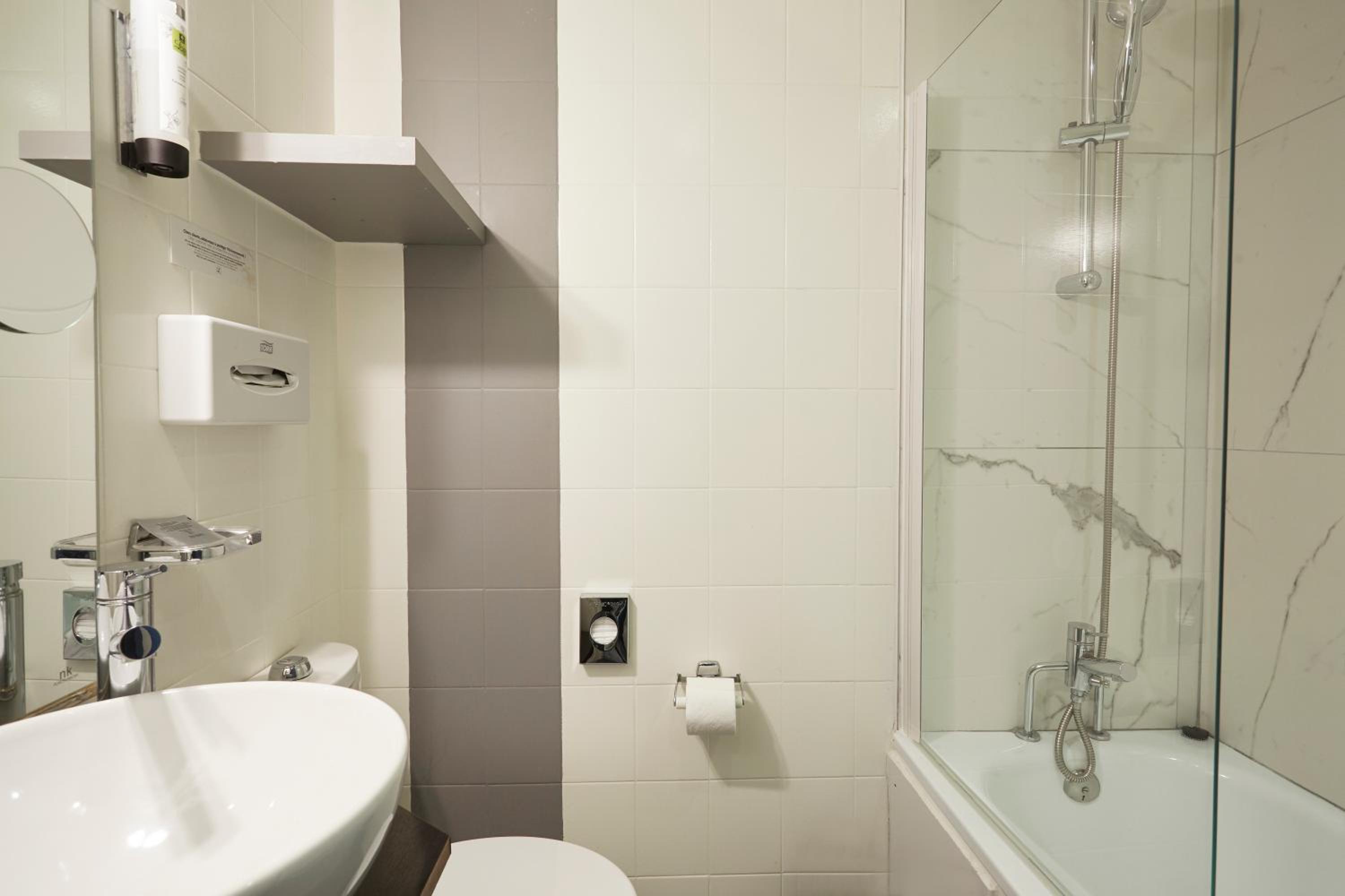 Single Room photo 2