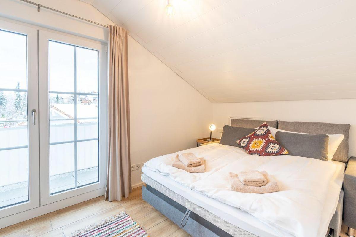 Two-Bedroom Apartment with Shower  photo 3