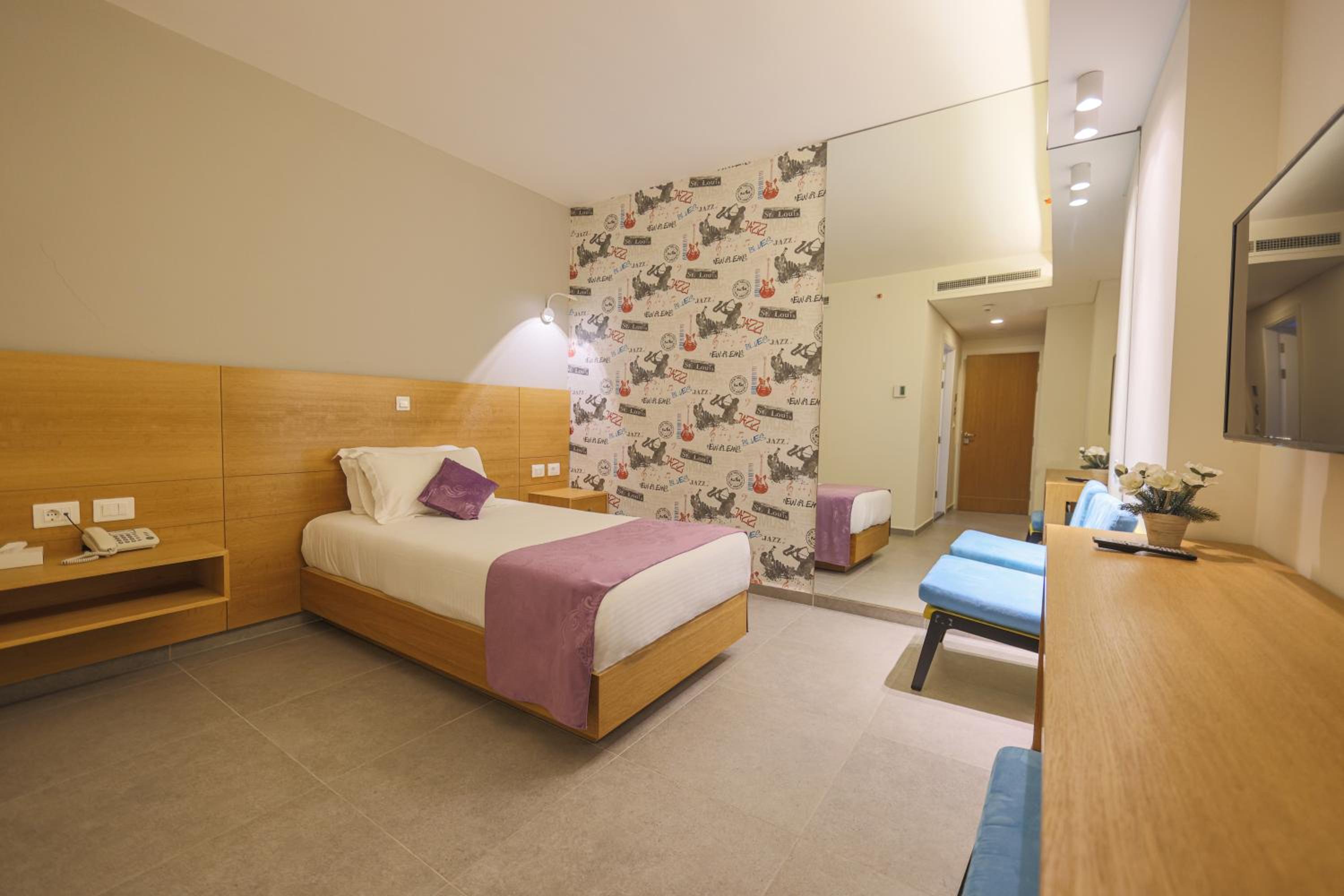 Single Room - Disability Access