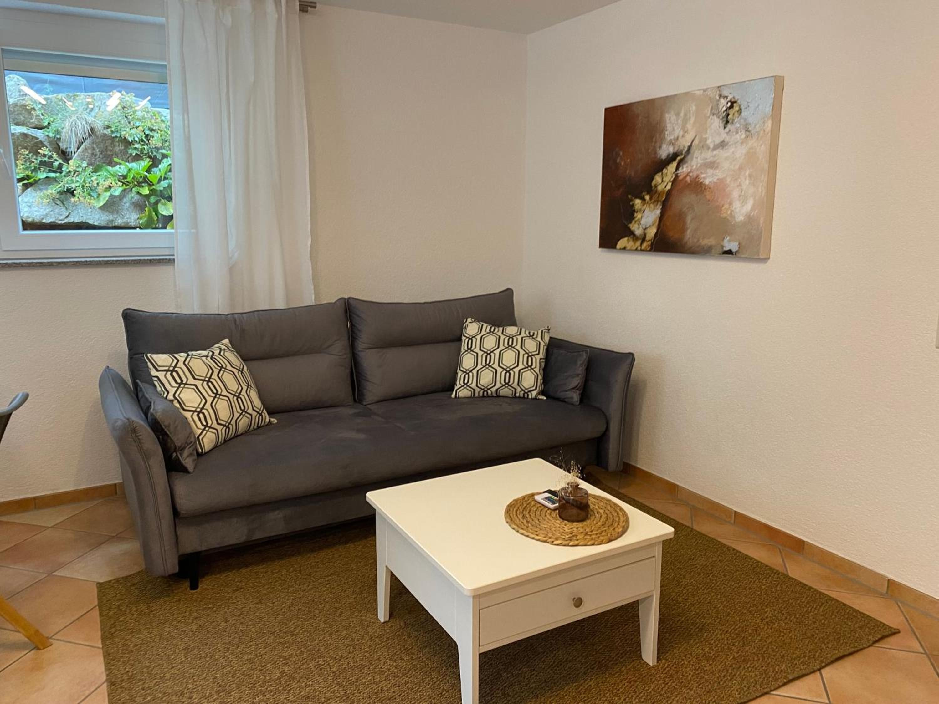 Two-Bedroom Apartment with Shower  photo 2