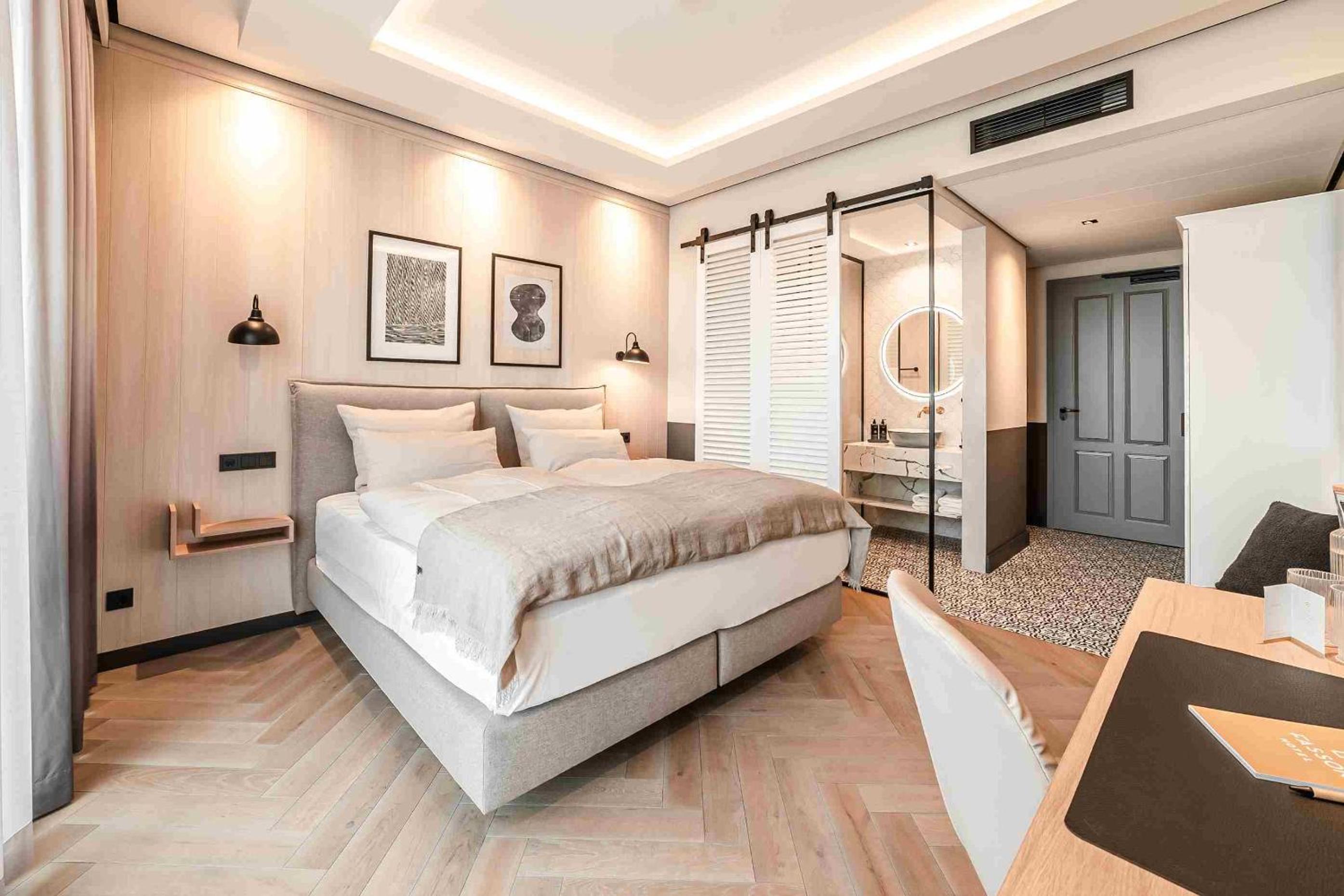 Double Room - Photo 10