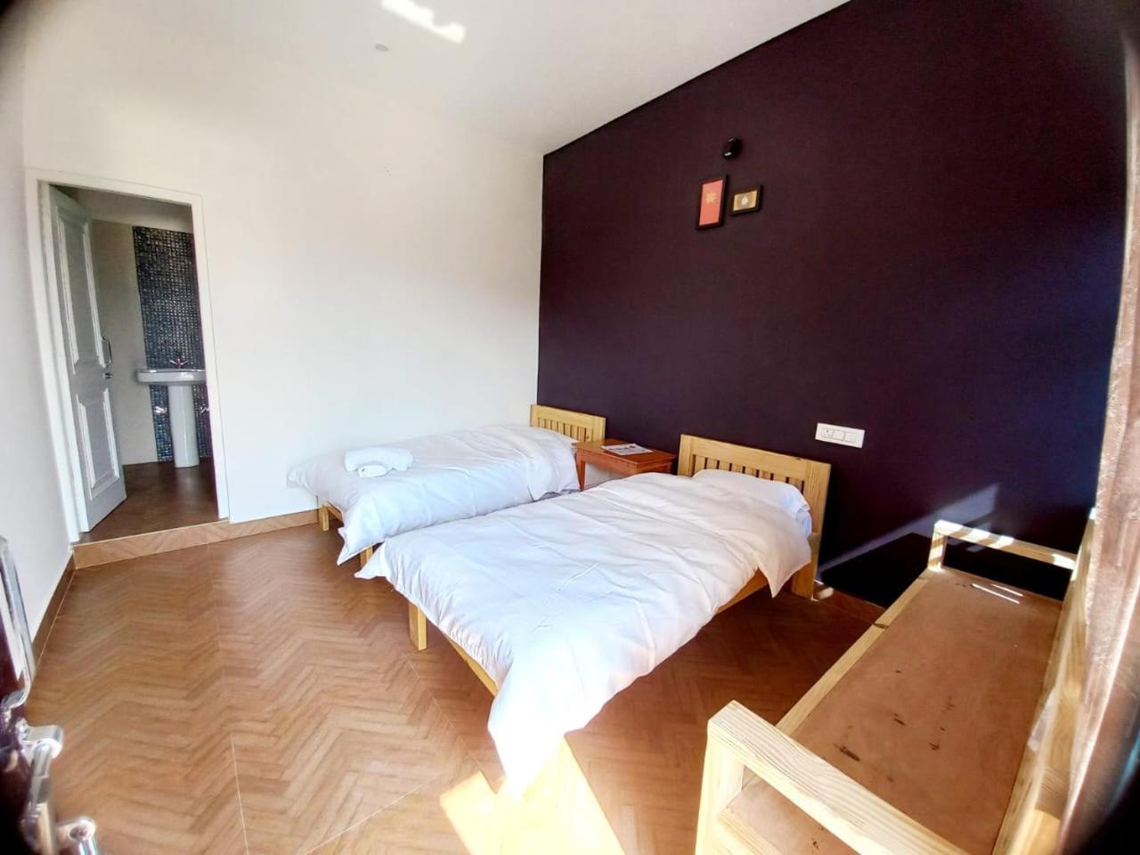 Double Or Twin Room photo 1