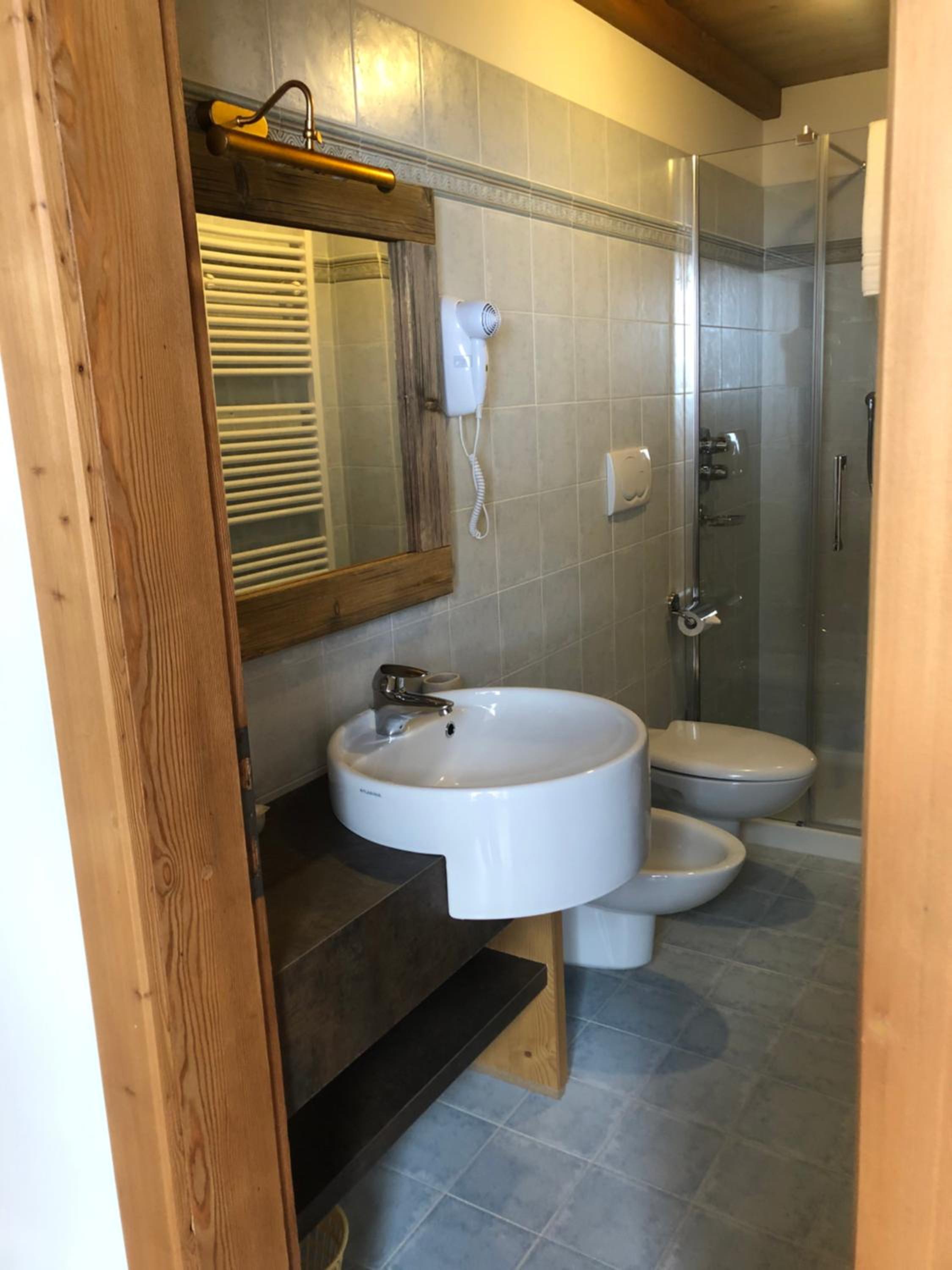 Standard Double Suite - Photo 2