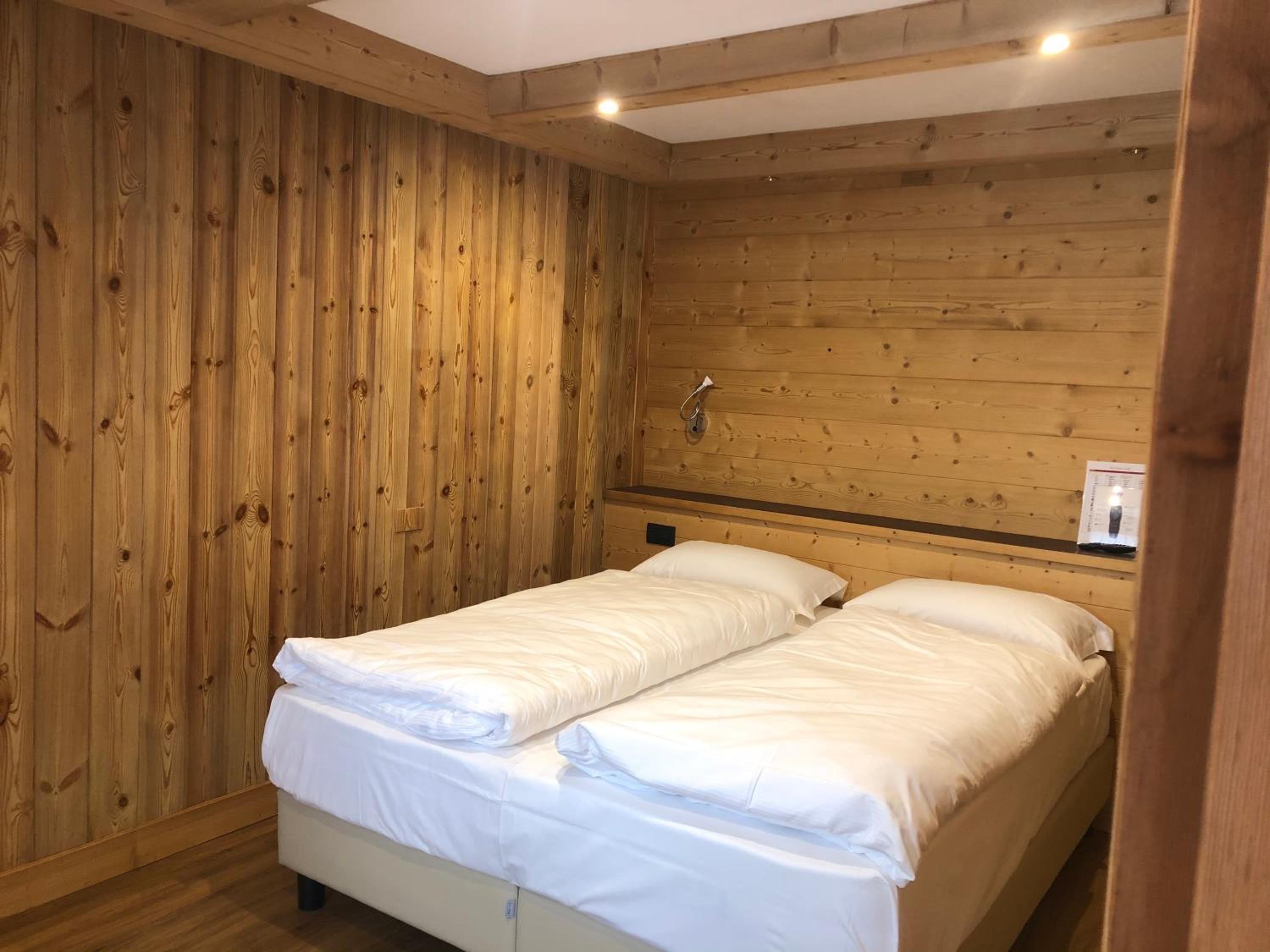 Standard Double Suite - Photo 3