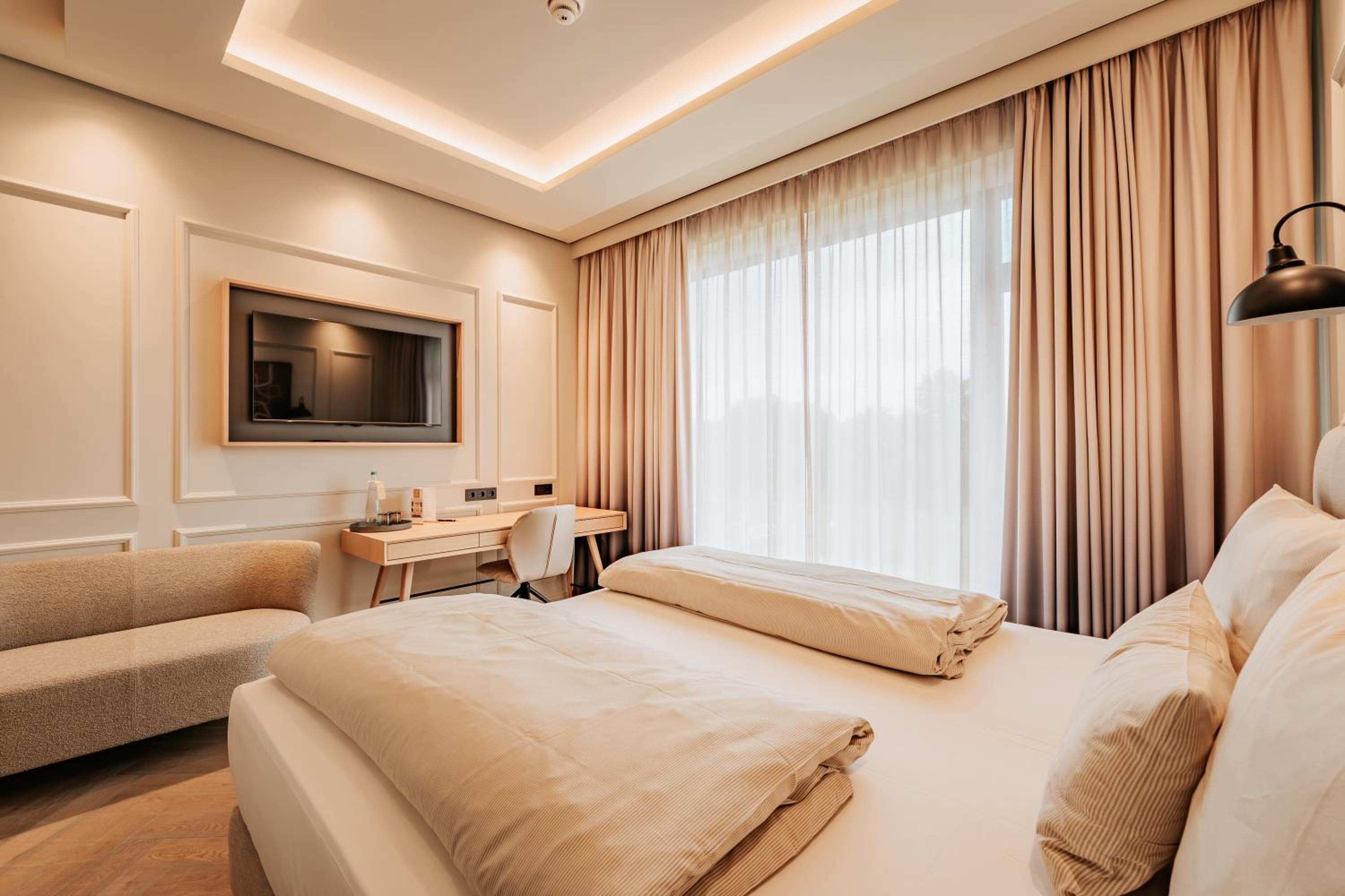 Double Room - Photo 3