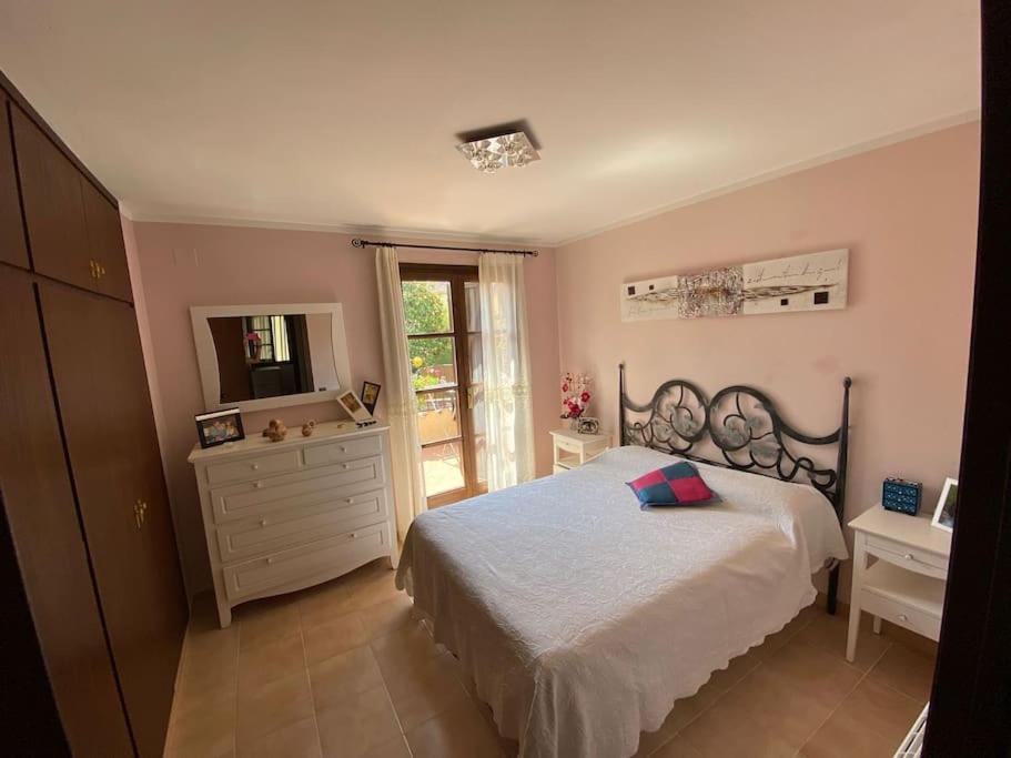 Casa de tres habitaciones