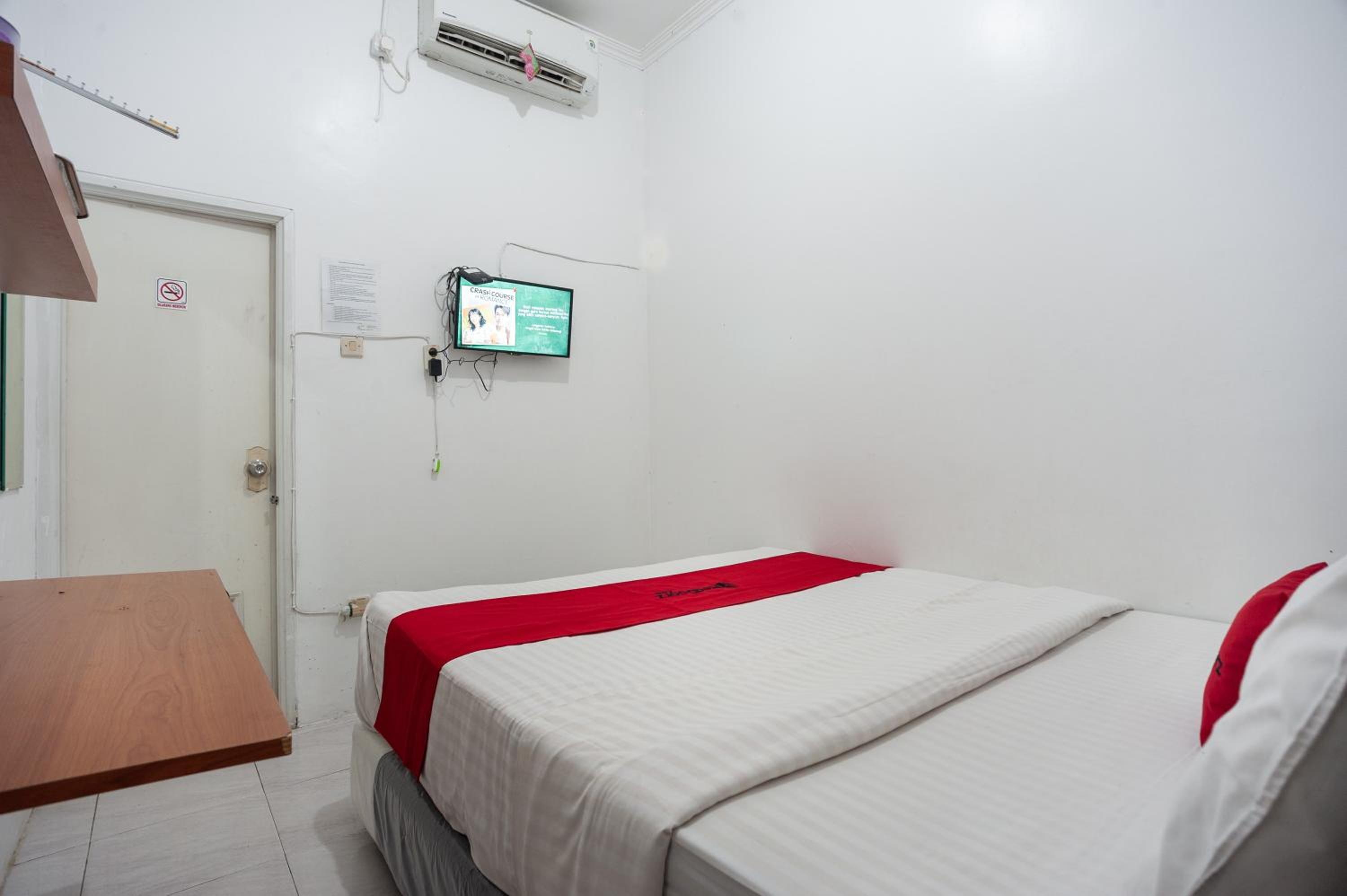 Standard Double Room - Photo 6