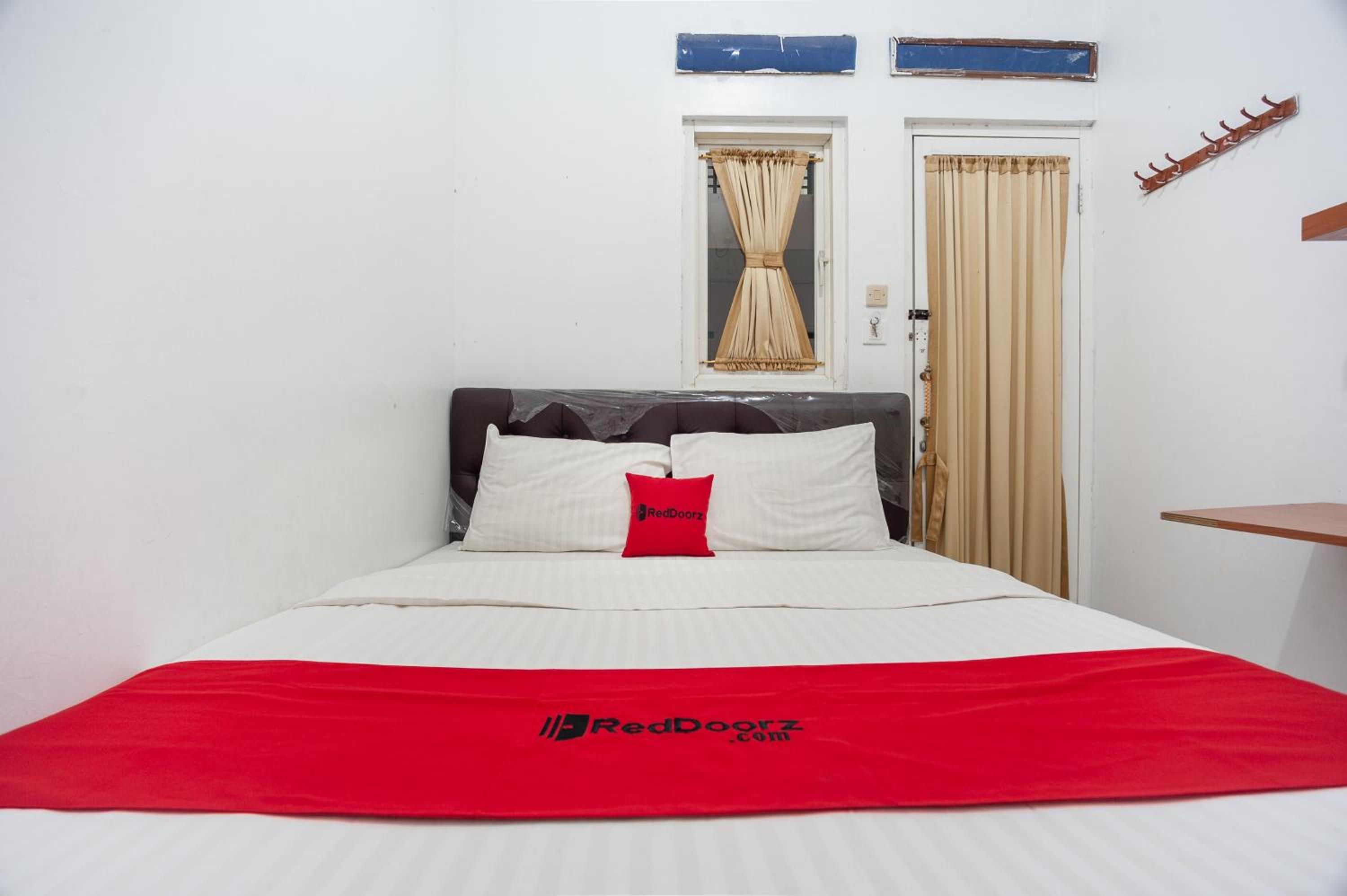 Standard Double Room - Photo 4