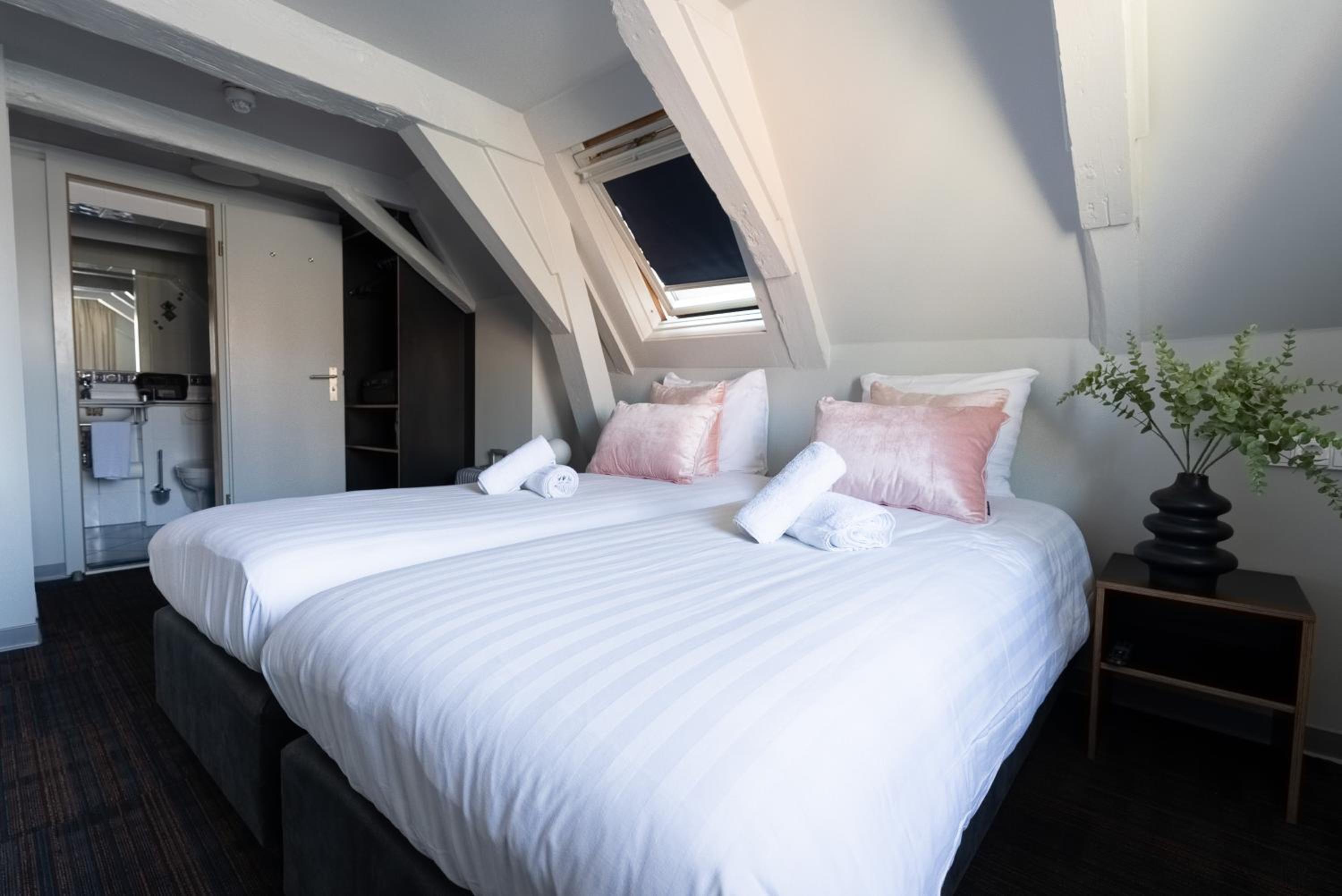 Twin Room photo 2