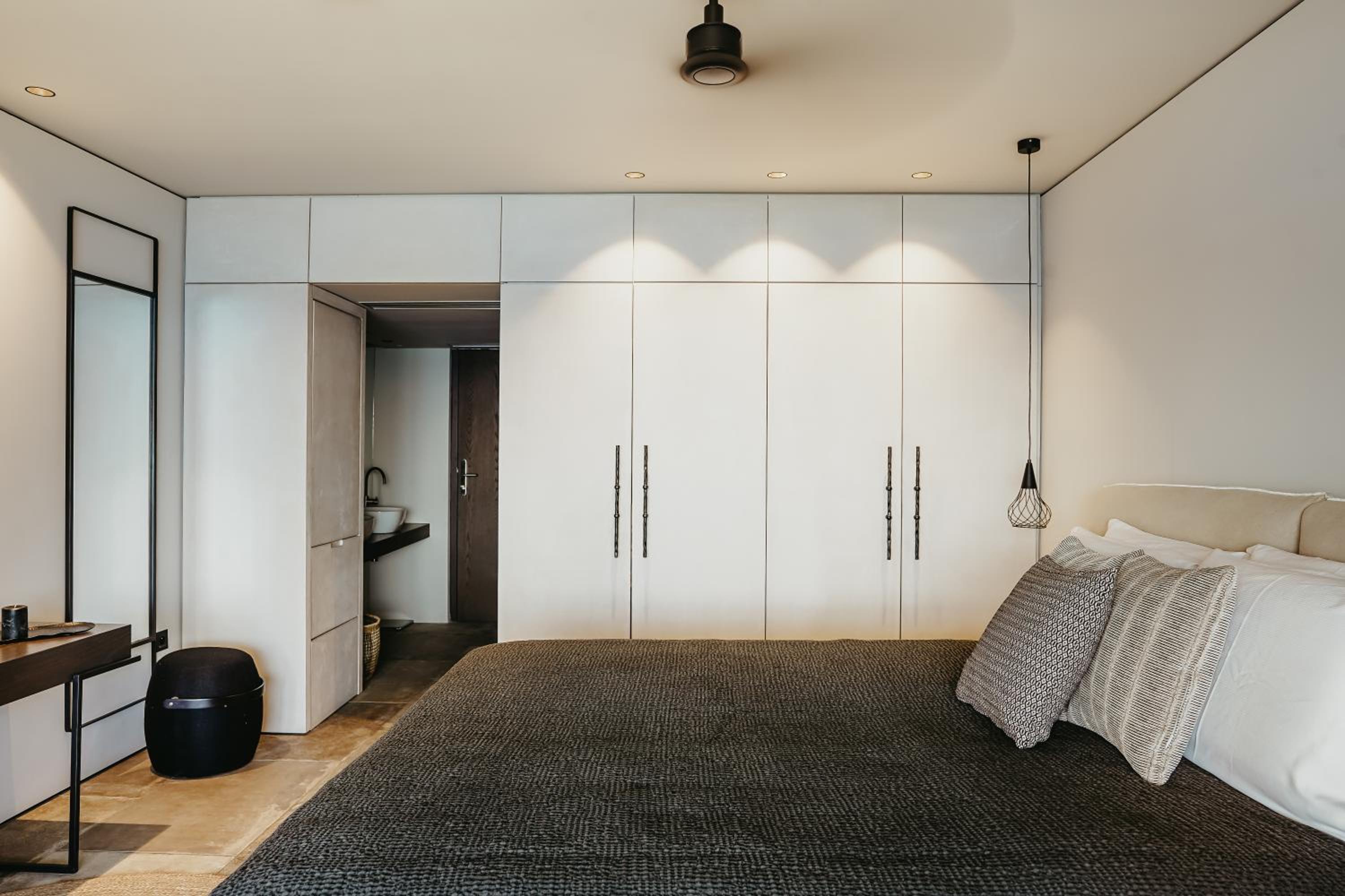 Zen Double room thumbnail 5