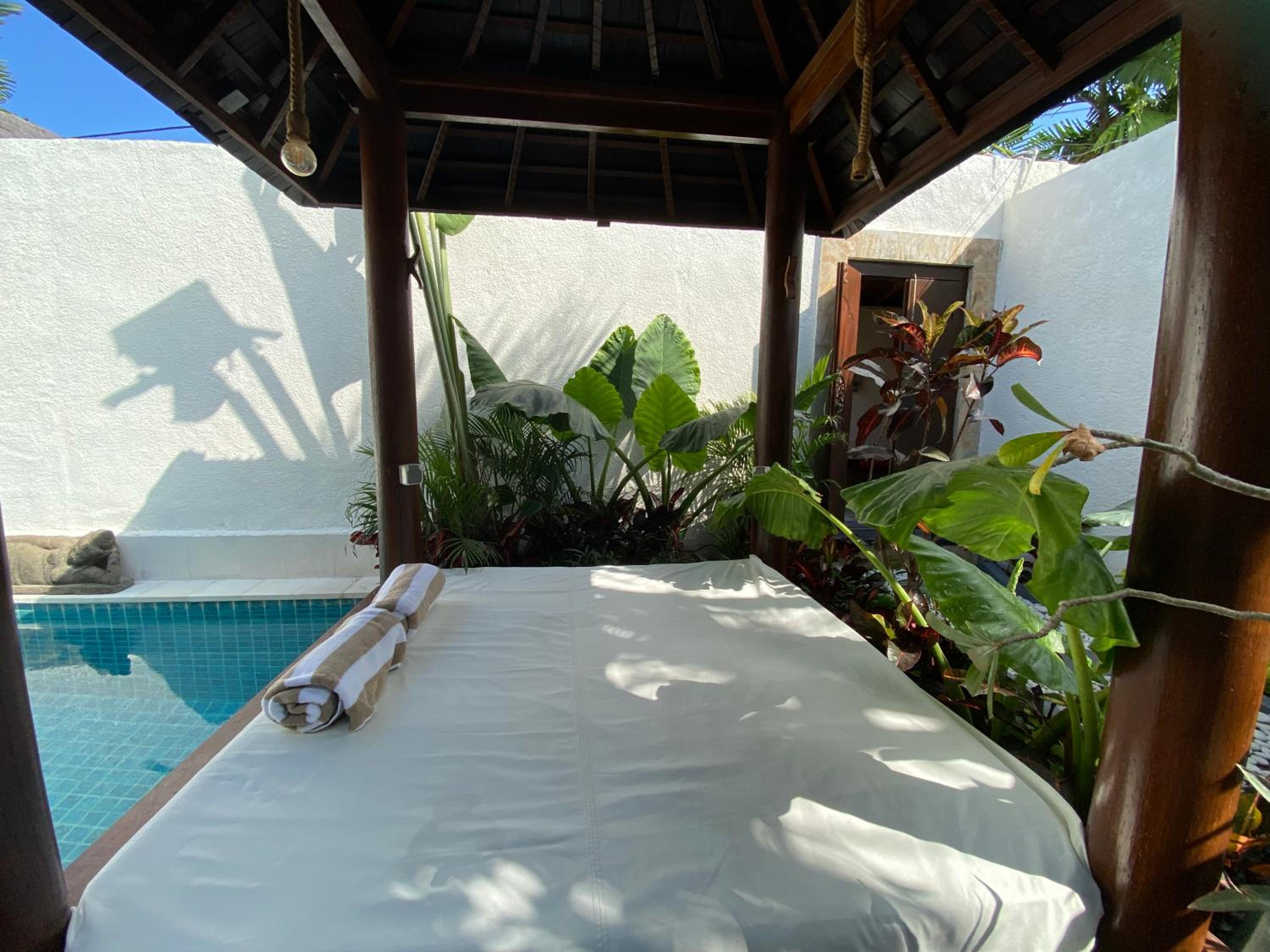 Two-Bedroom Villa - Photo 16