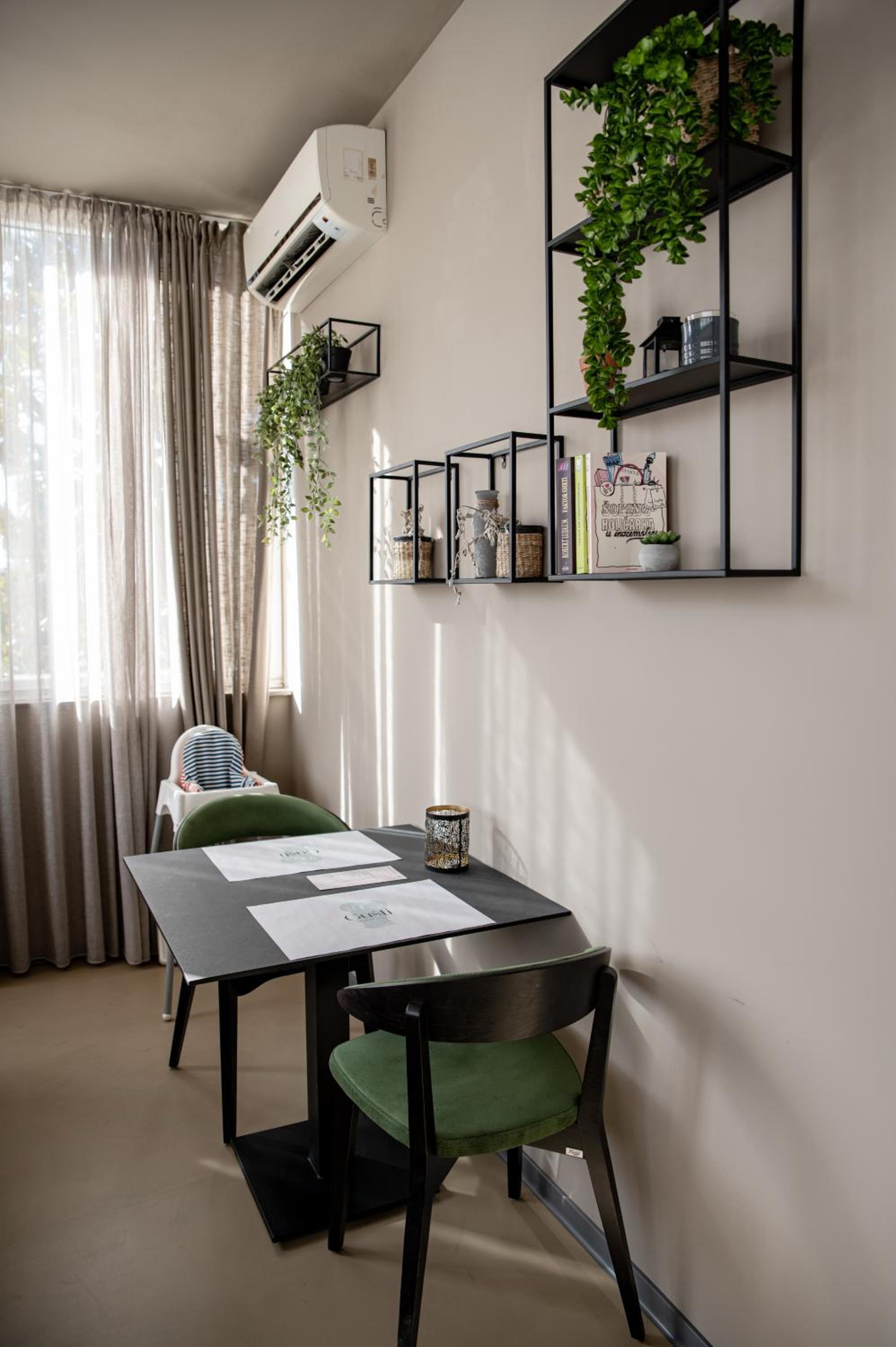 Two-Bedroom Apartment - Photo 31