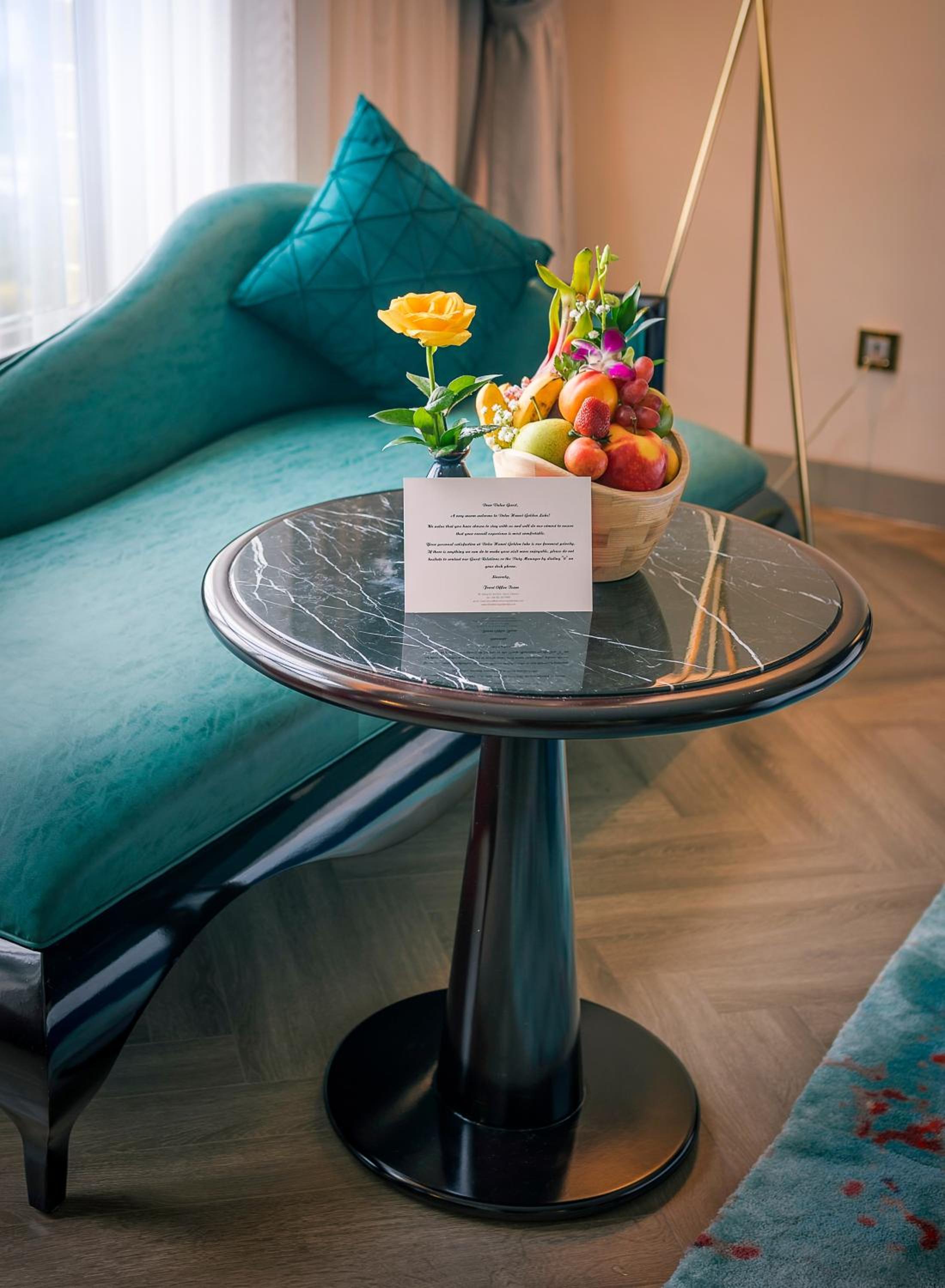 Premier Lakeview King - Photo 3