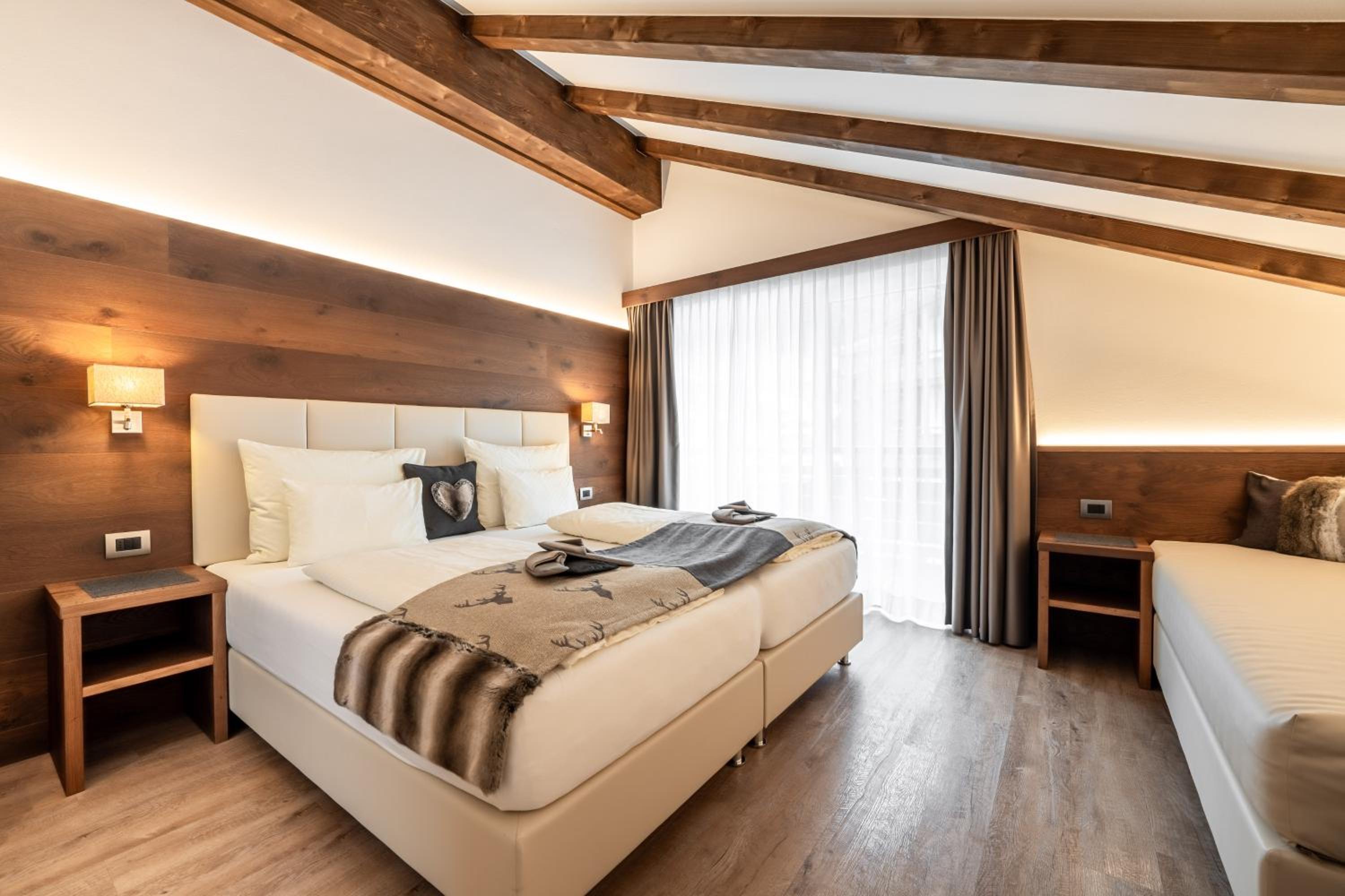King Room with Balcony photo 1