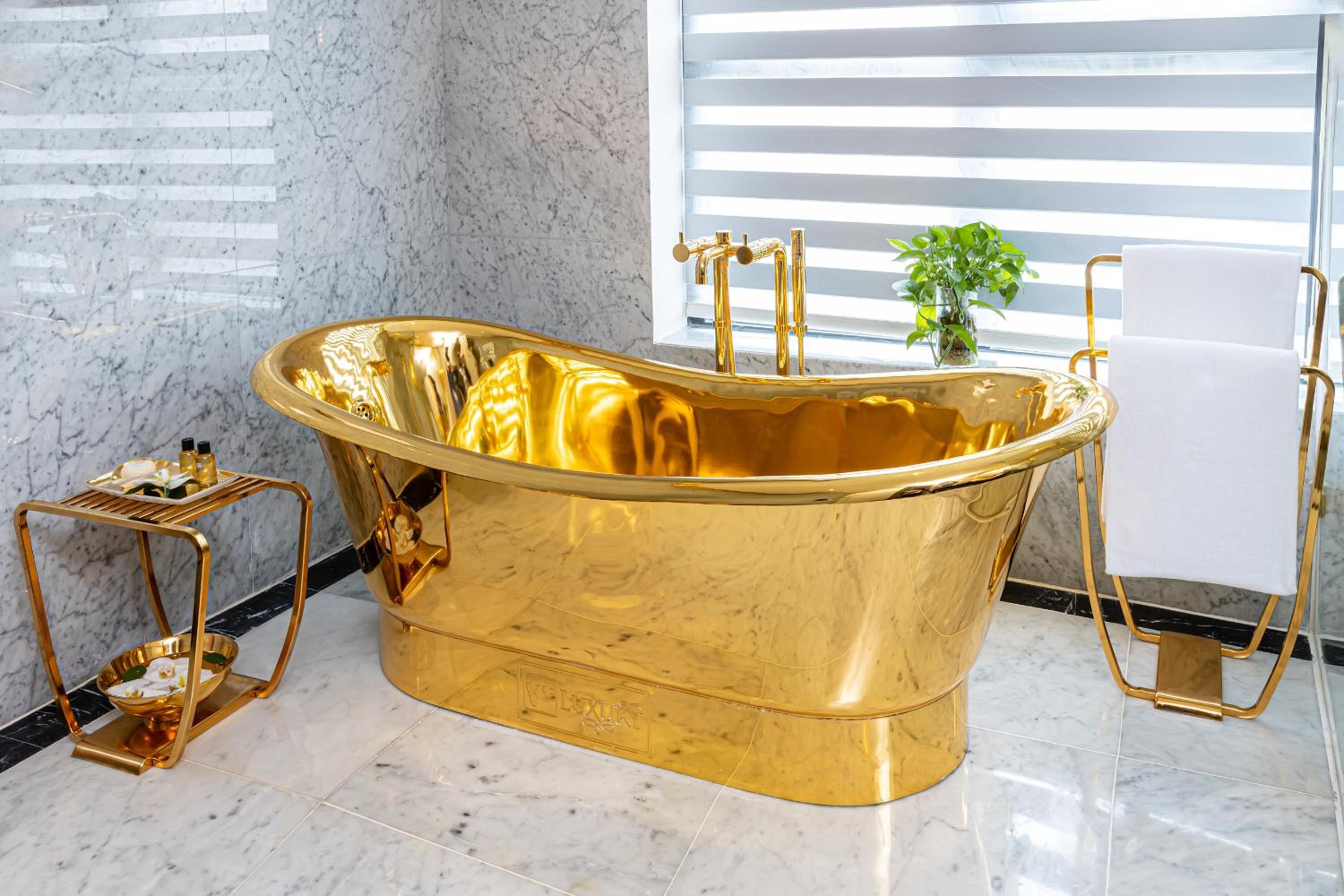 Golden Suite - Photo 2