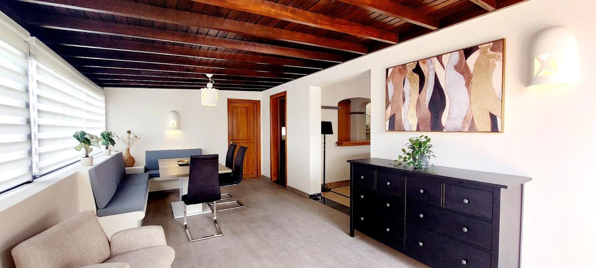 Villa de Tres Habitaciones