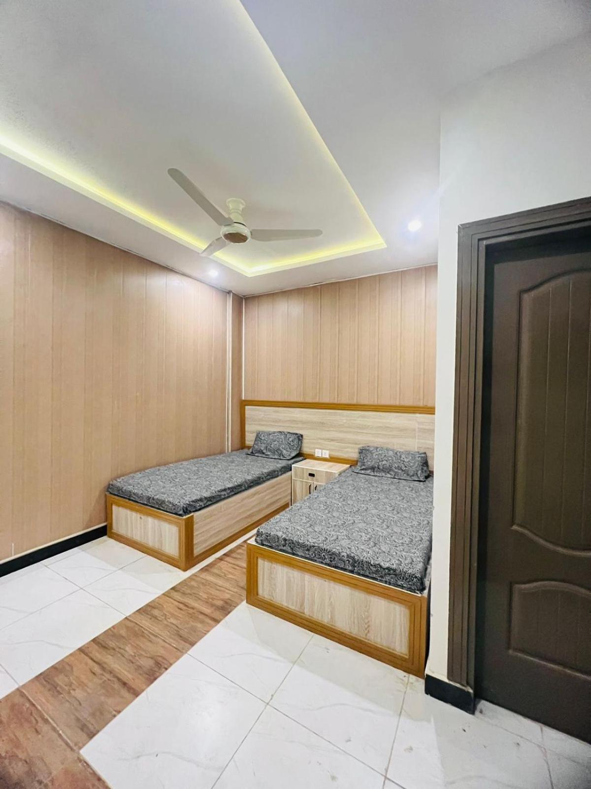 Twin Room With Bath