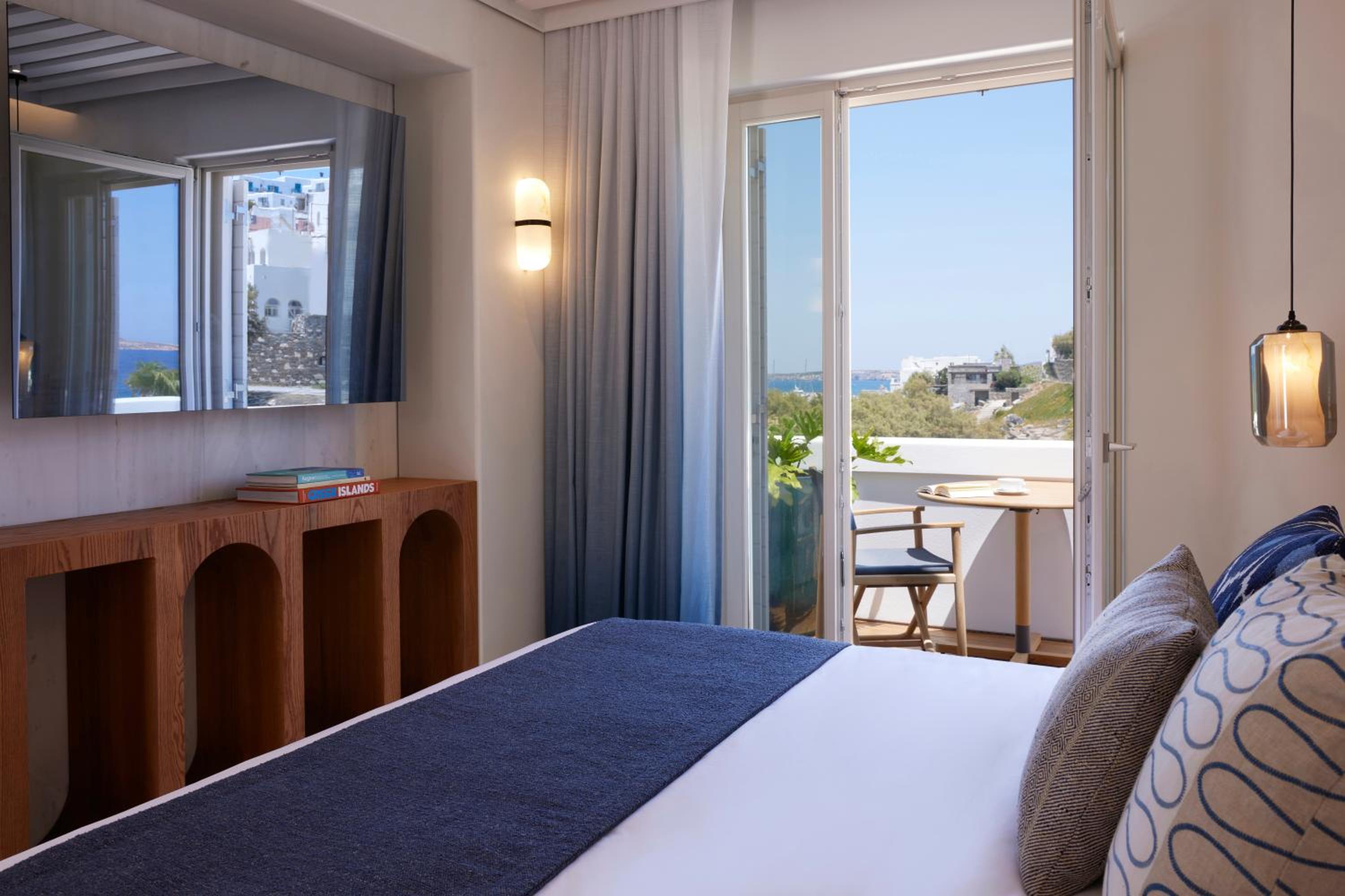 Superior Suite (Non Smoking)