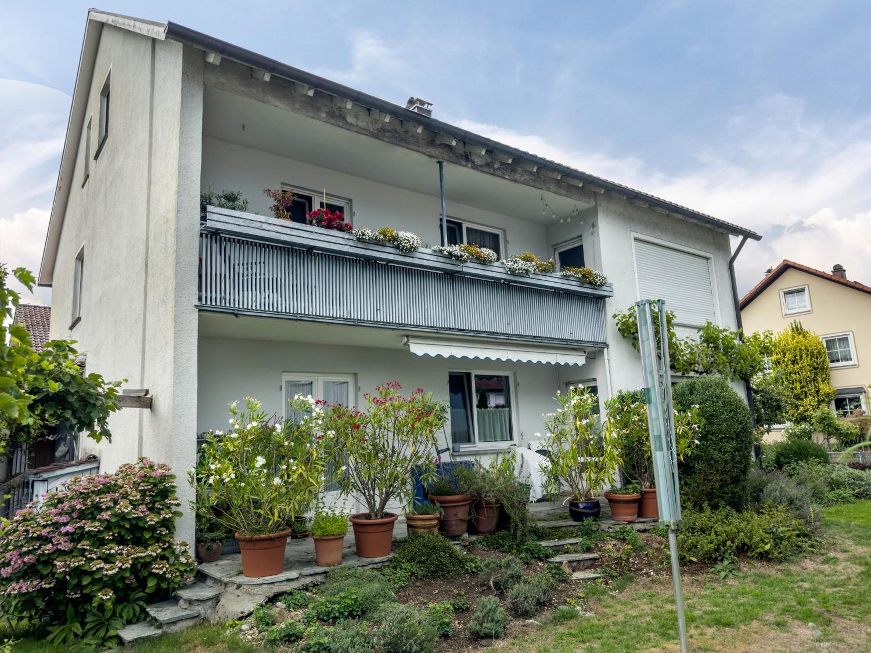 One-Bedroom Apartment with Garden photo 3