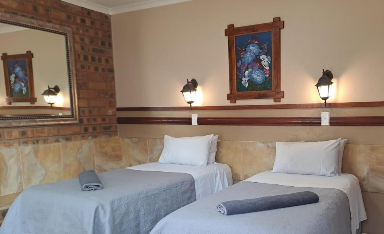 Deluxe Twin Room photo 1