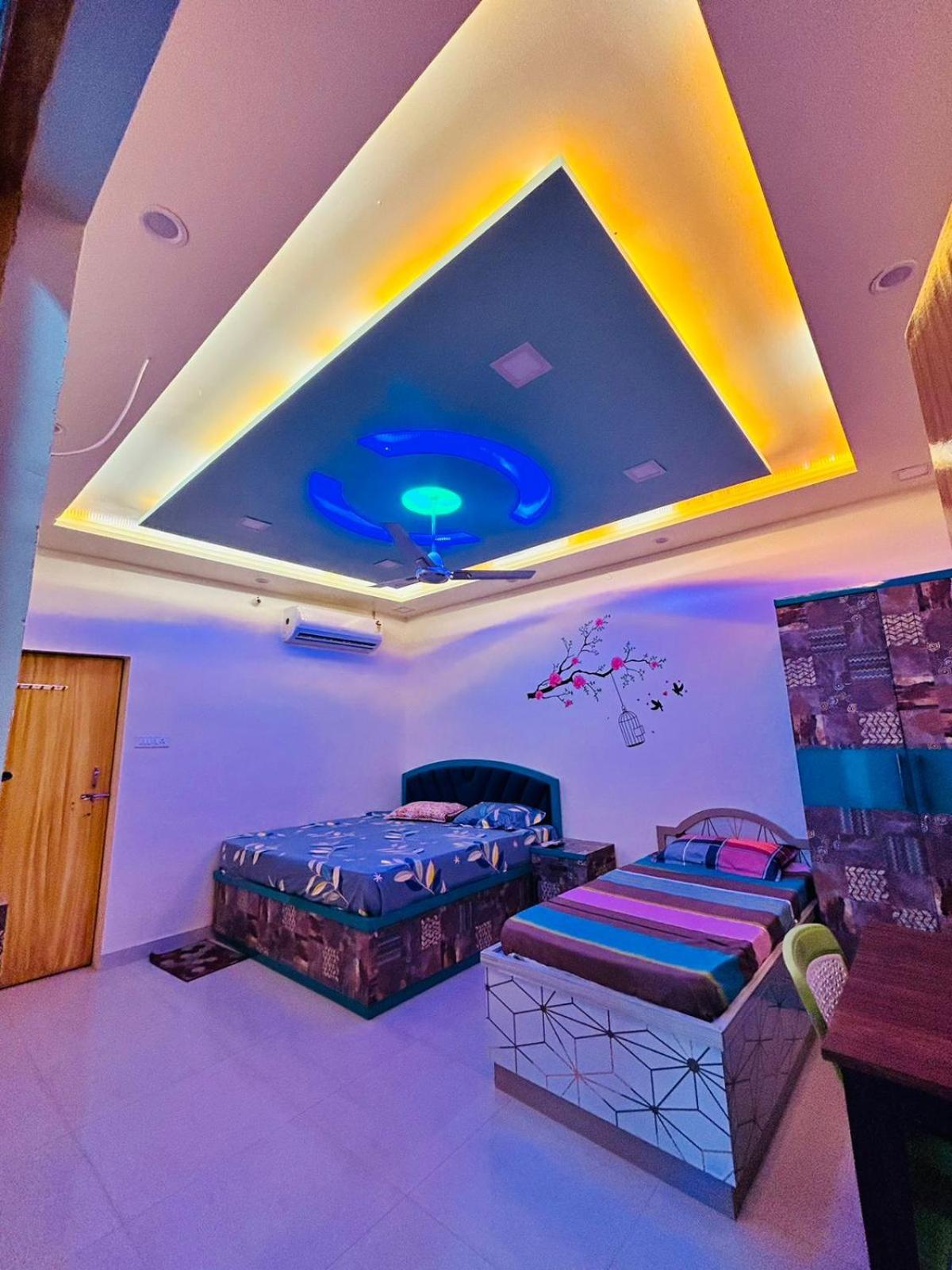 Deluxe Double Room with Extra Bed photo 2