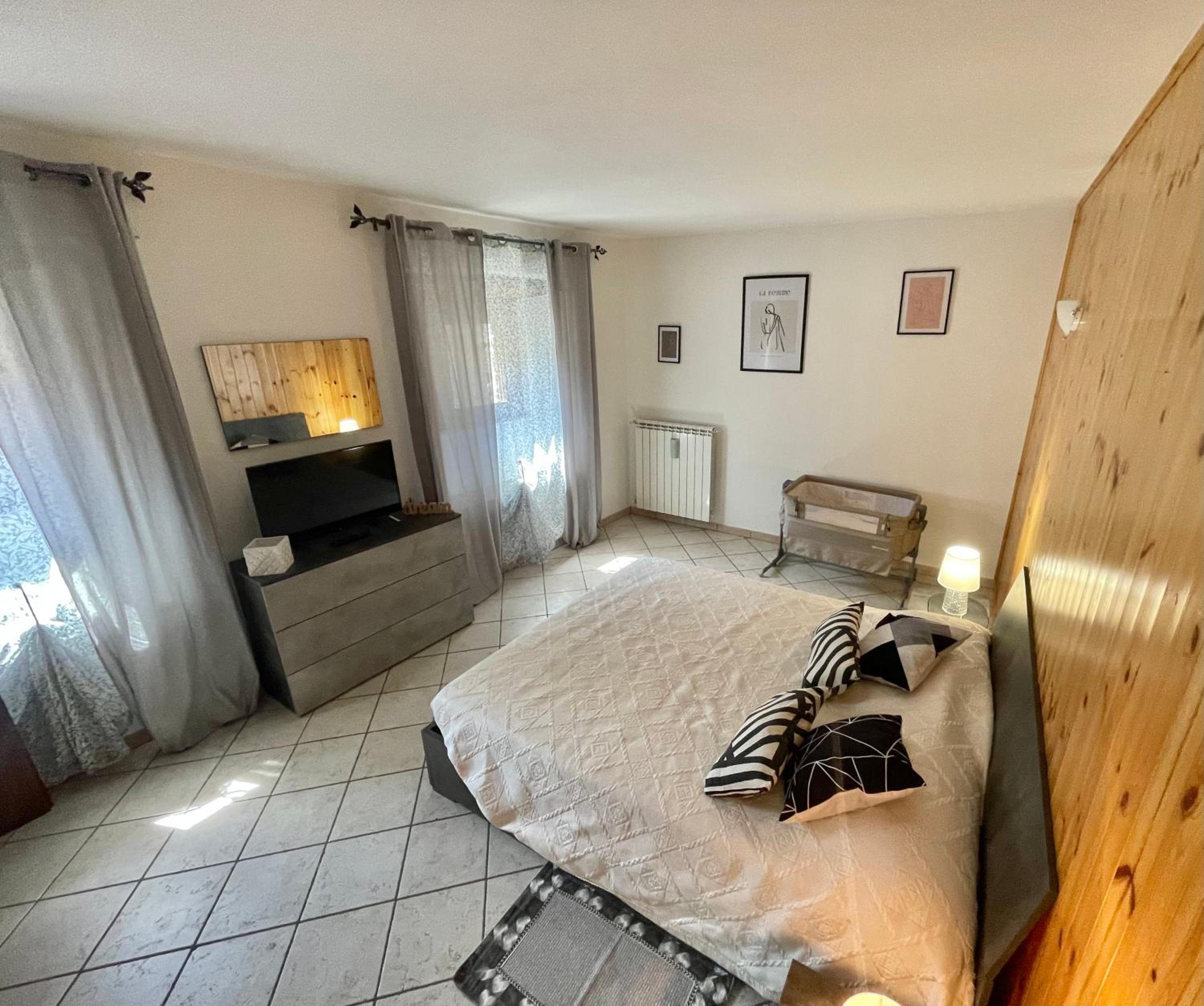 Two-Bedroom Apartment photo 1